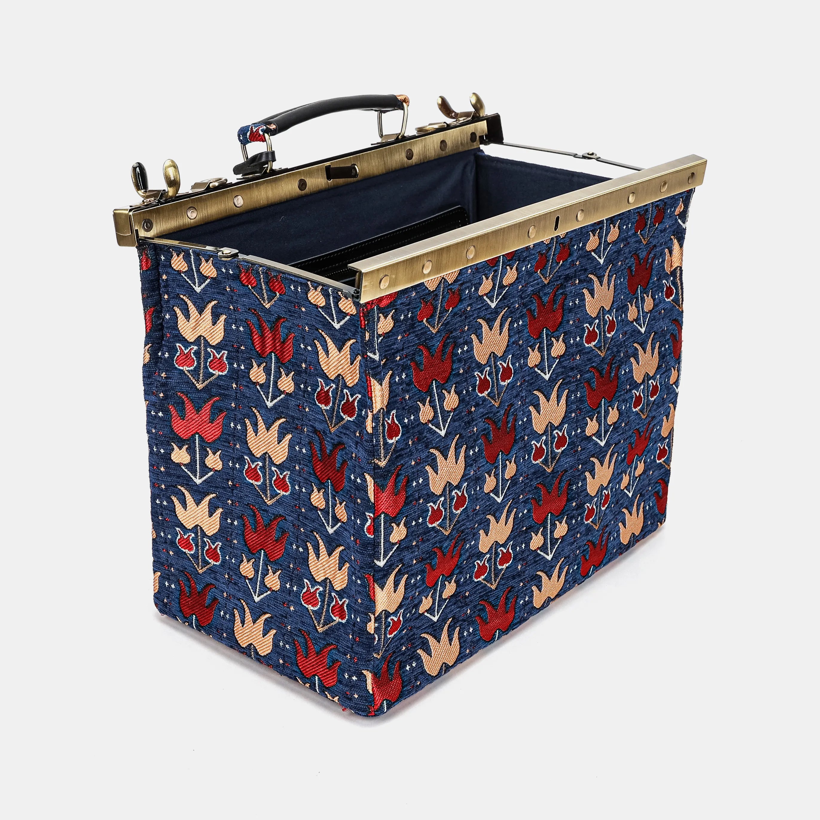 Poppy Bloom Celine Carpet Gladstone Bag of America  open and stand