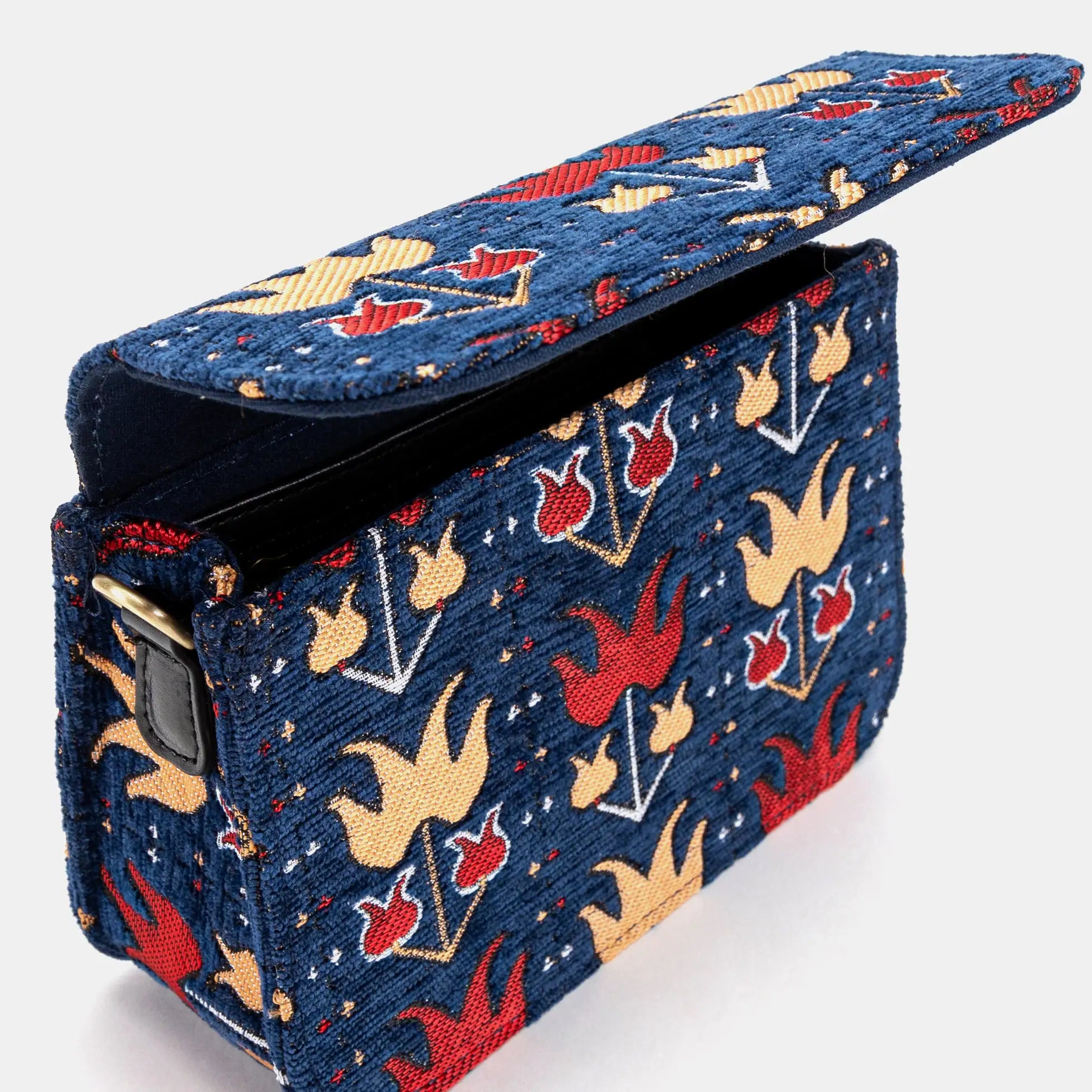 Poppy Bloom Flap Crossbody Bag of America DIAGONALLY ABOVE