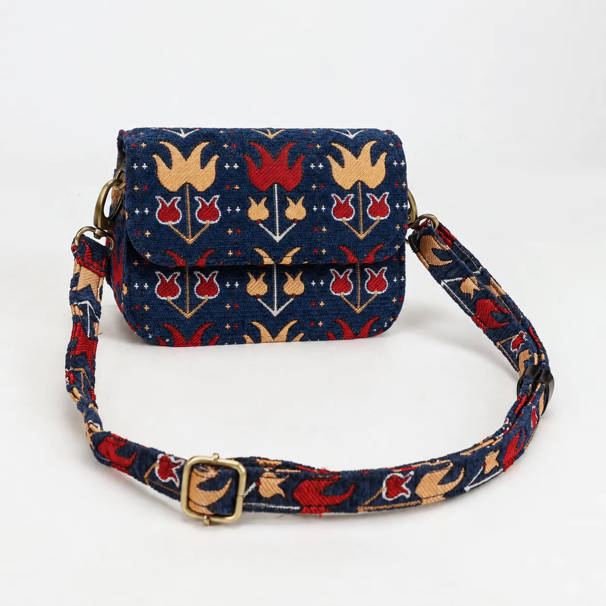 Poppy Bloom Flap Crossbody Bag of America shoulder strap