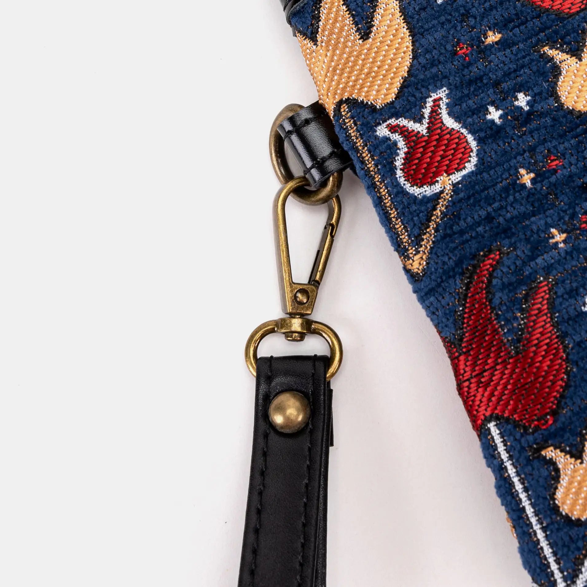 Poppy Bloom Wristlet Clutch Carpetbag of America details