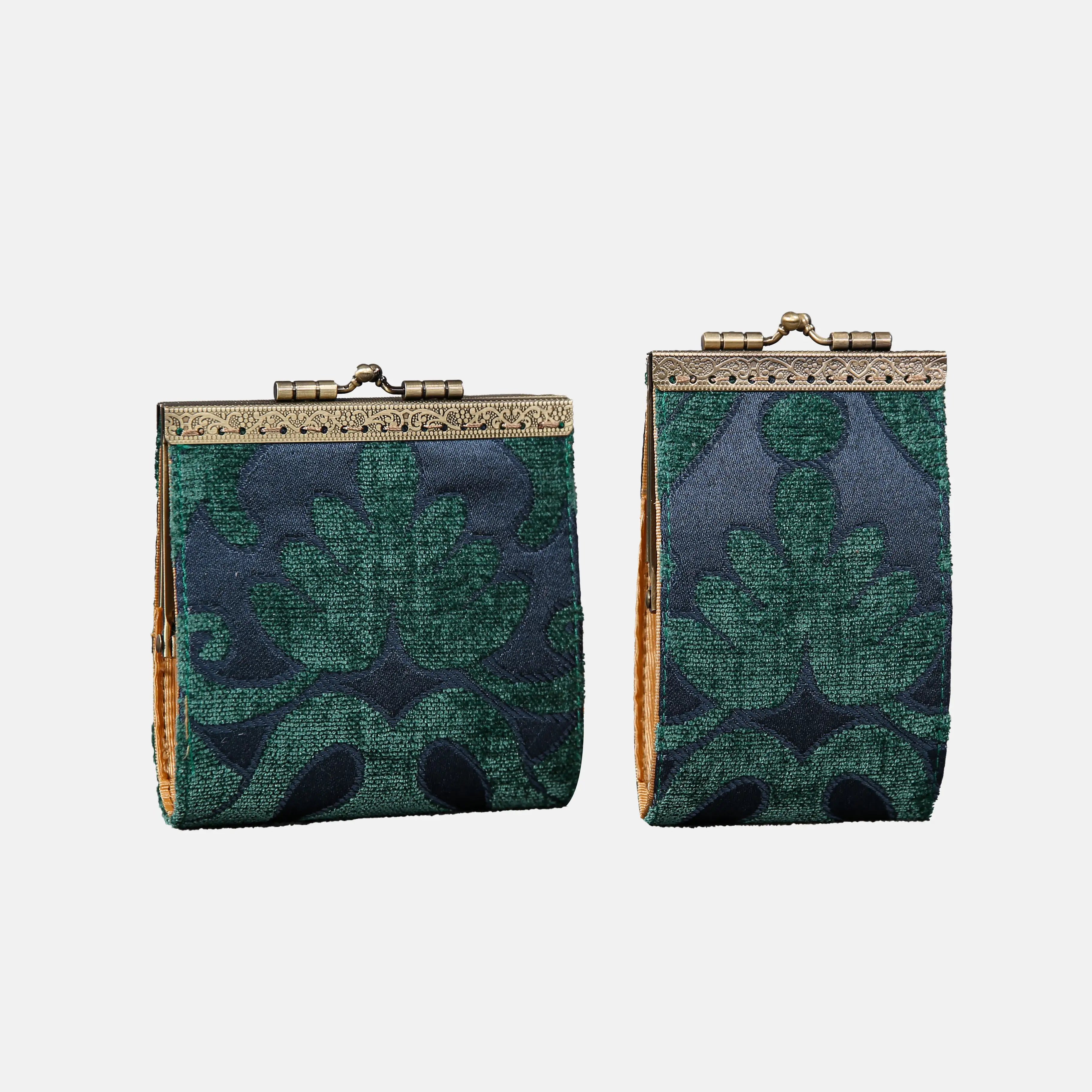 Queen Hunter Green Card Wallet  of America main