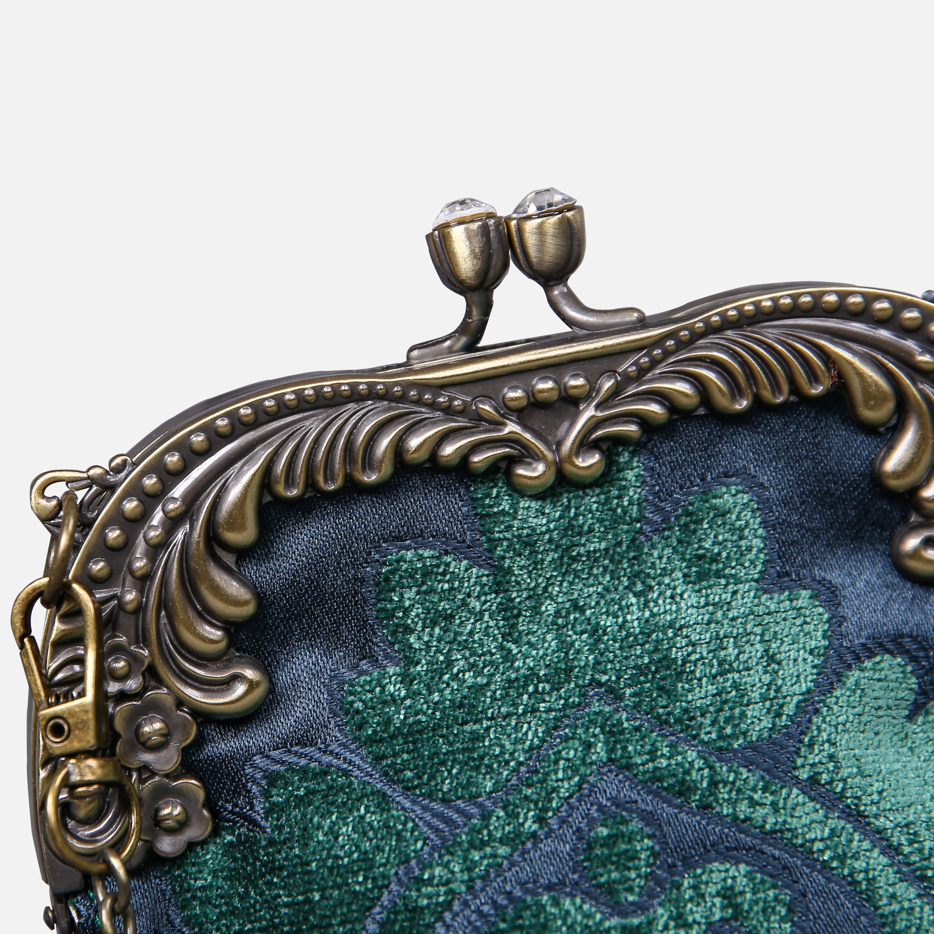 Queen Hunter Green Chatelaine Purse Medium carpet bag of America frame