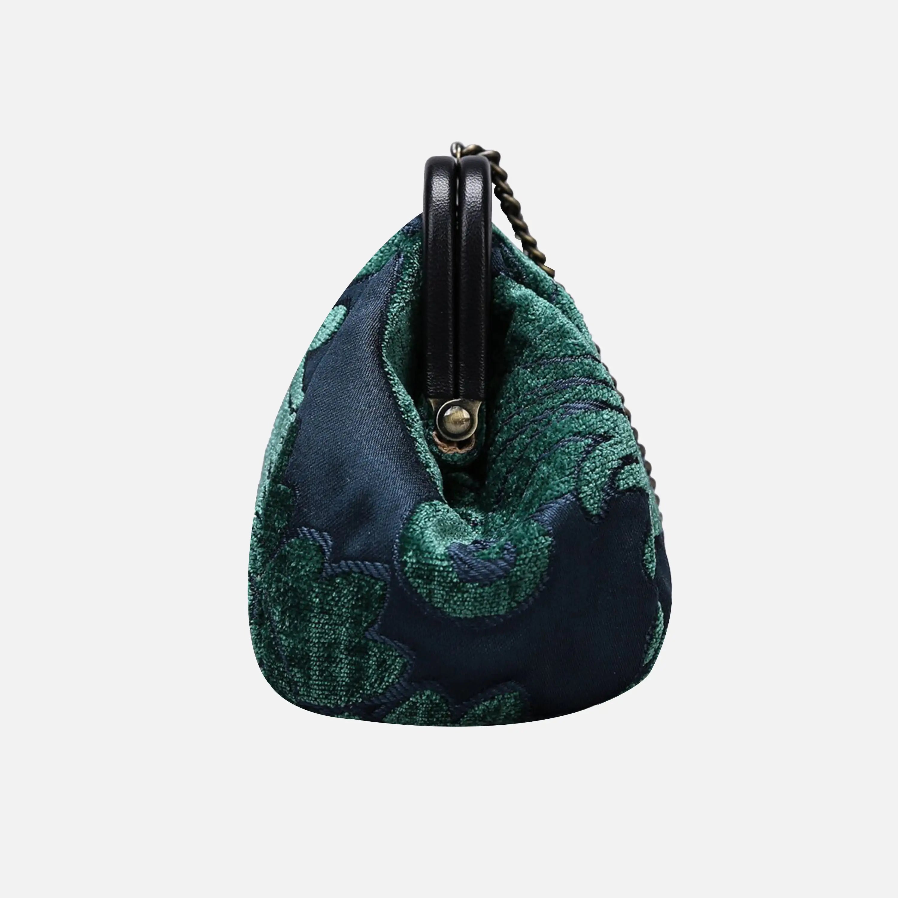 Queen Hunter Green carpet bag of America side