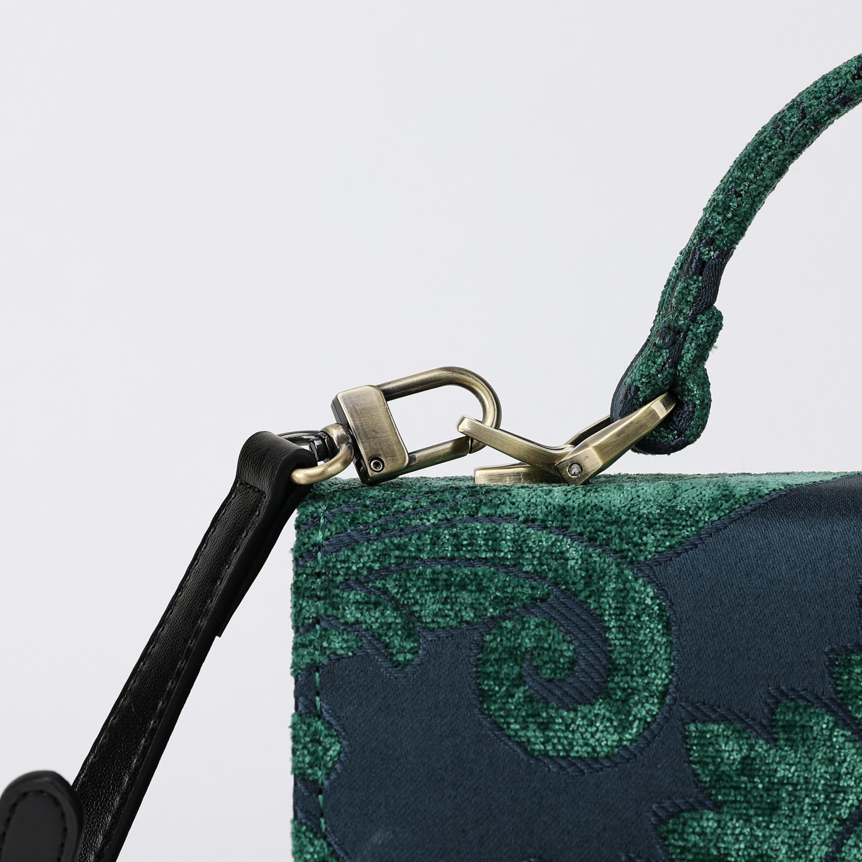 Queen Hunter Green Flap Satchel Carpetbag of America clasp