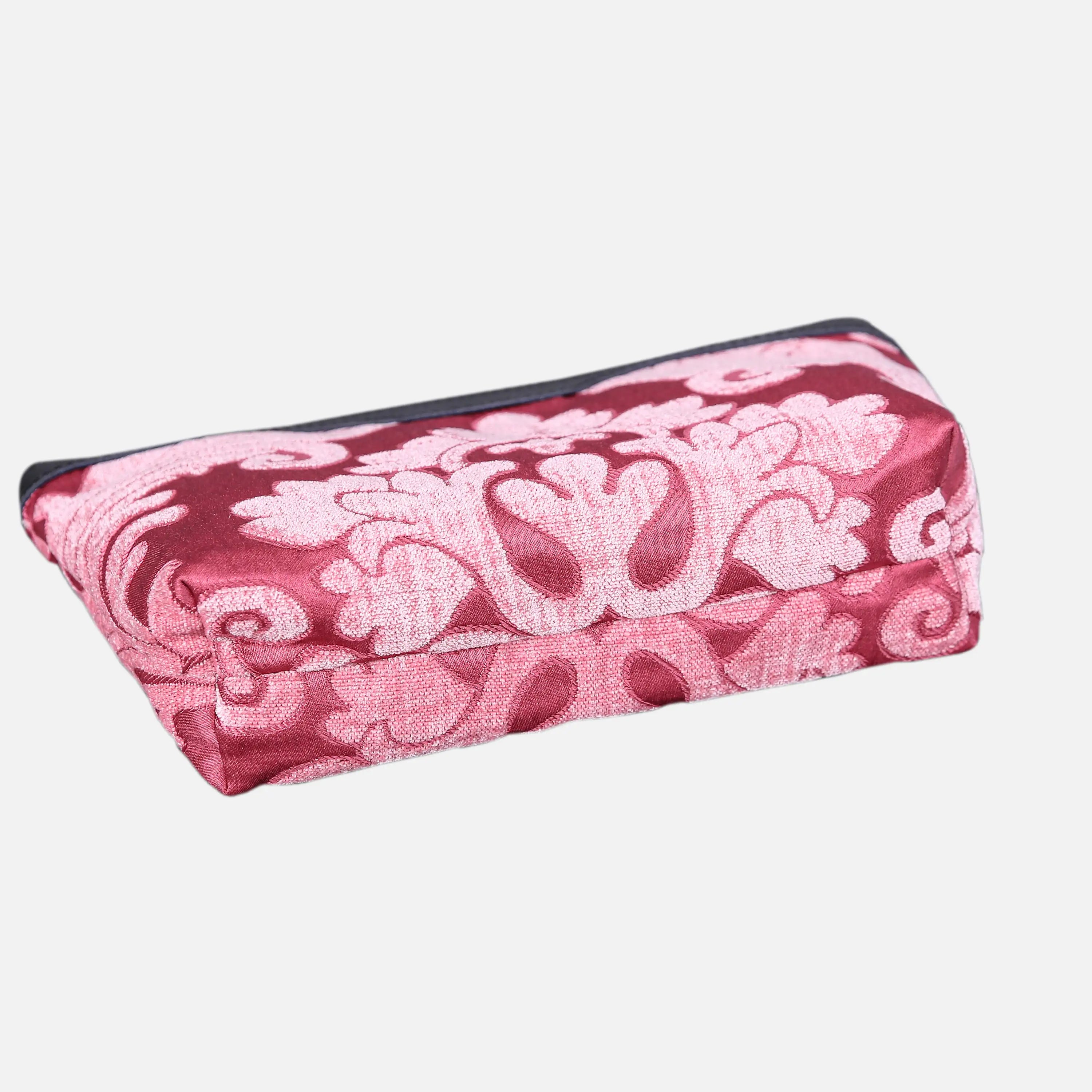 Queen Rose Pink Carpet Makeup Bag carpet bag MCW Handmade of America bottom