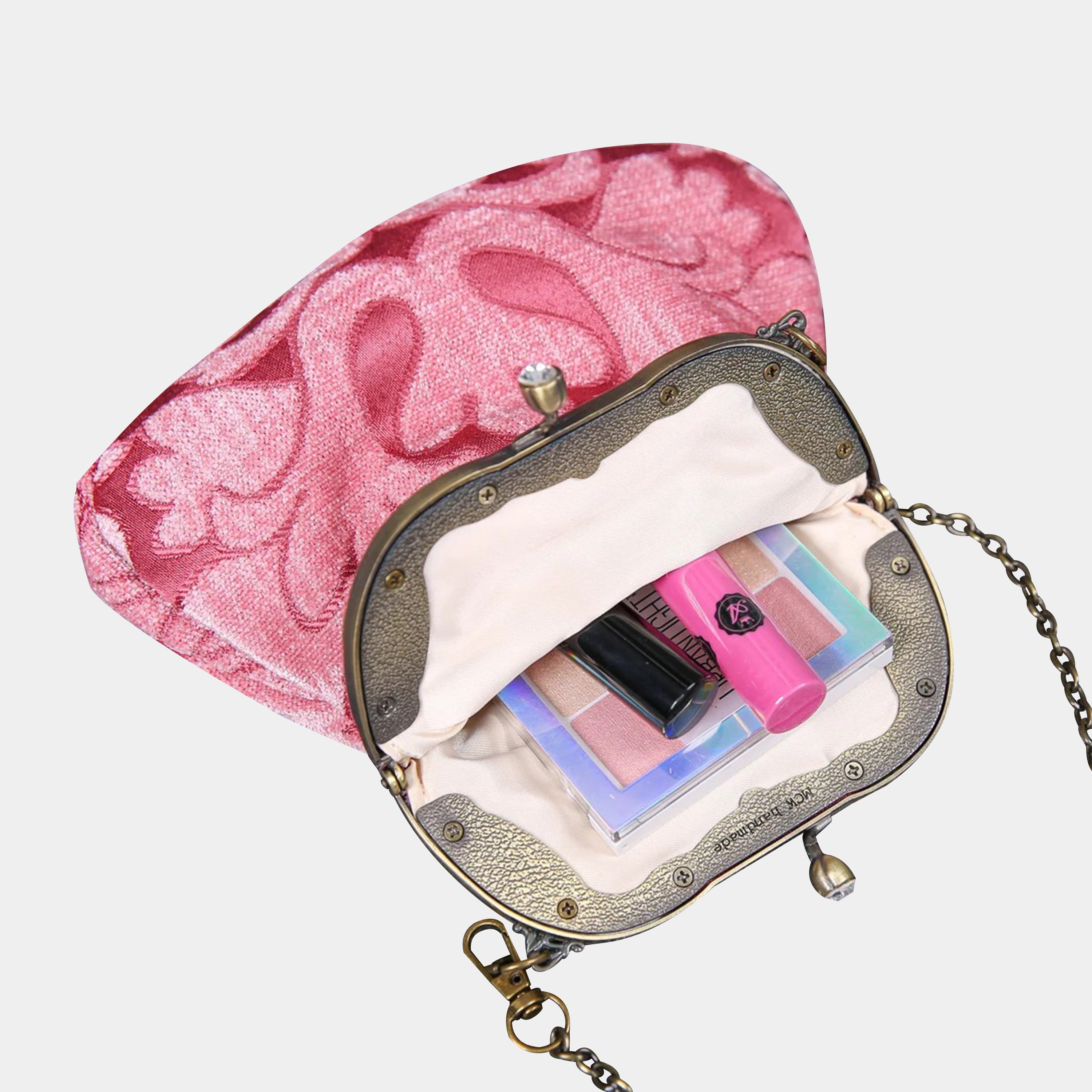 Queen Rose Pink Chatelaine Purse Medium carpet bag of America in use