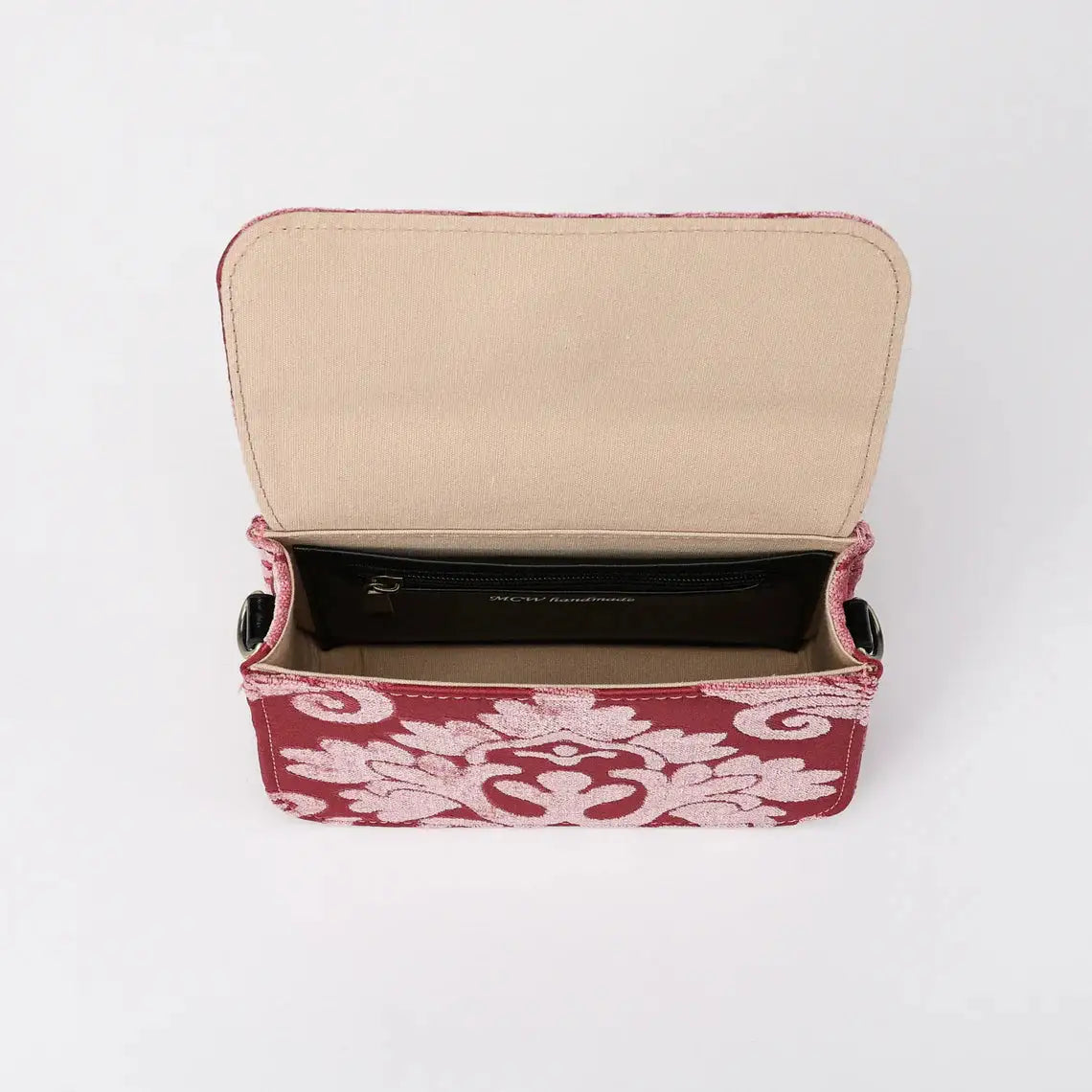 Queen Rose Pink Flap Crossbody Bag carpet bag of America inside