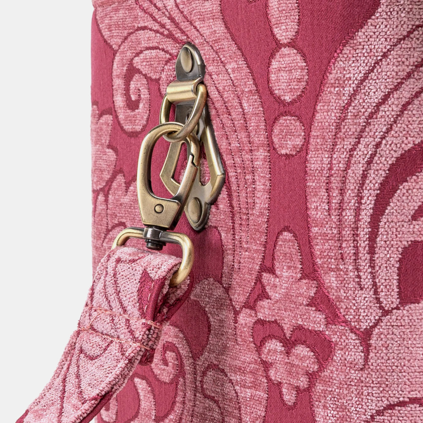 Queen Rose Pink Josephine Large Train Case of America clasp