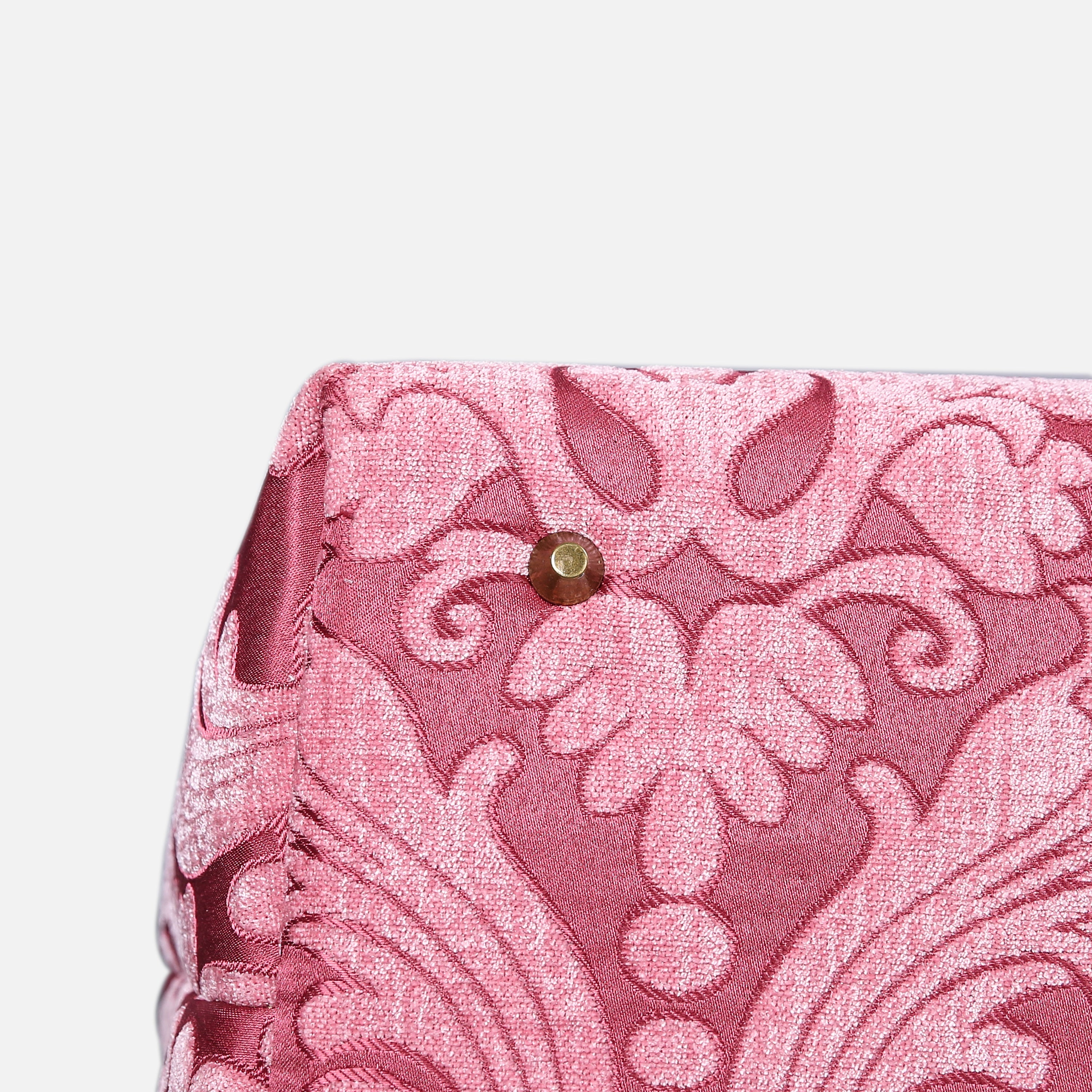 Queen Rose Pink Large Carpetbag   of America  bottom details