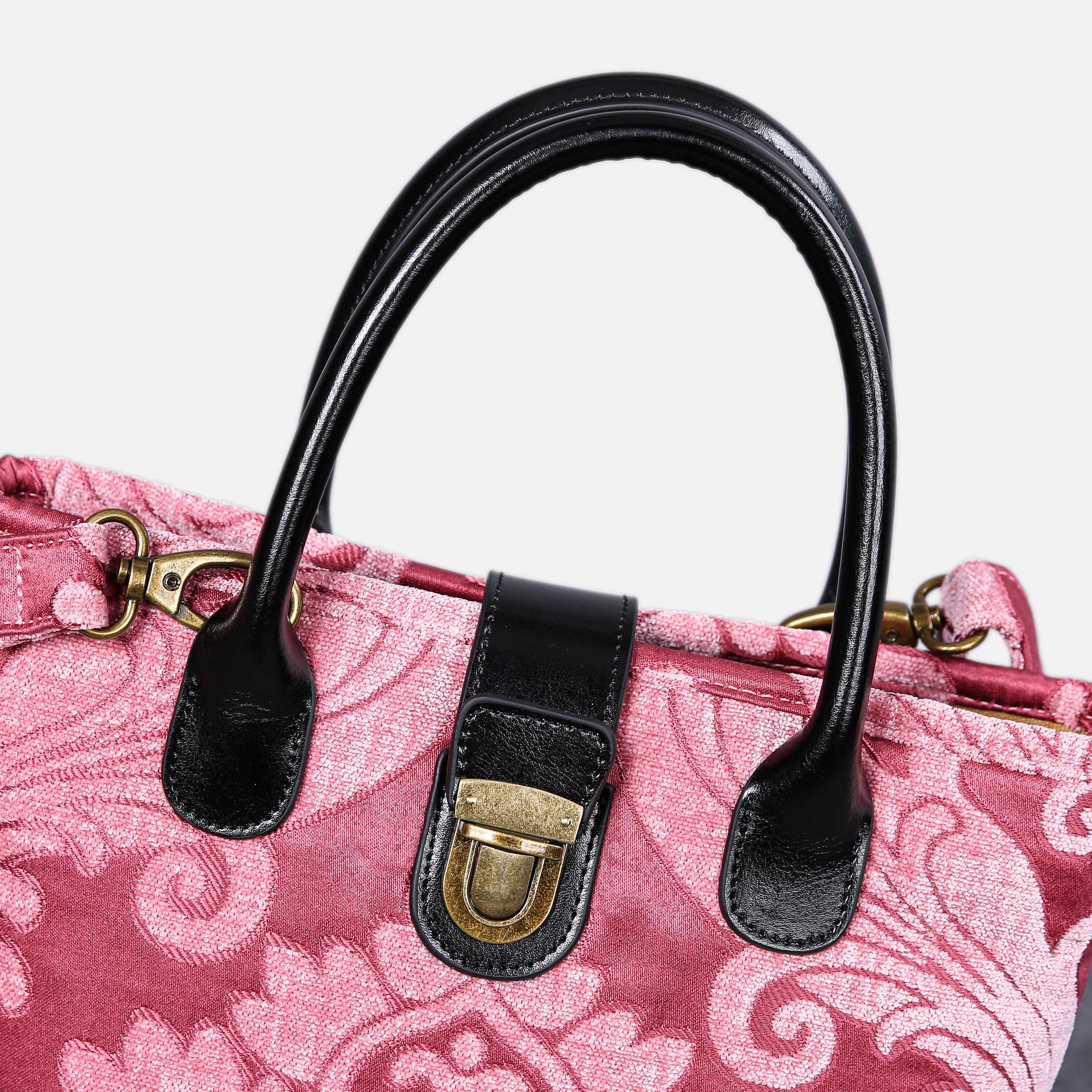 Queen Rose Pink Tuck Lock Carpet Satchel carpet bag MCW Handmade of America details