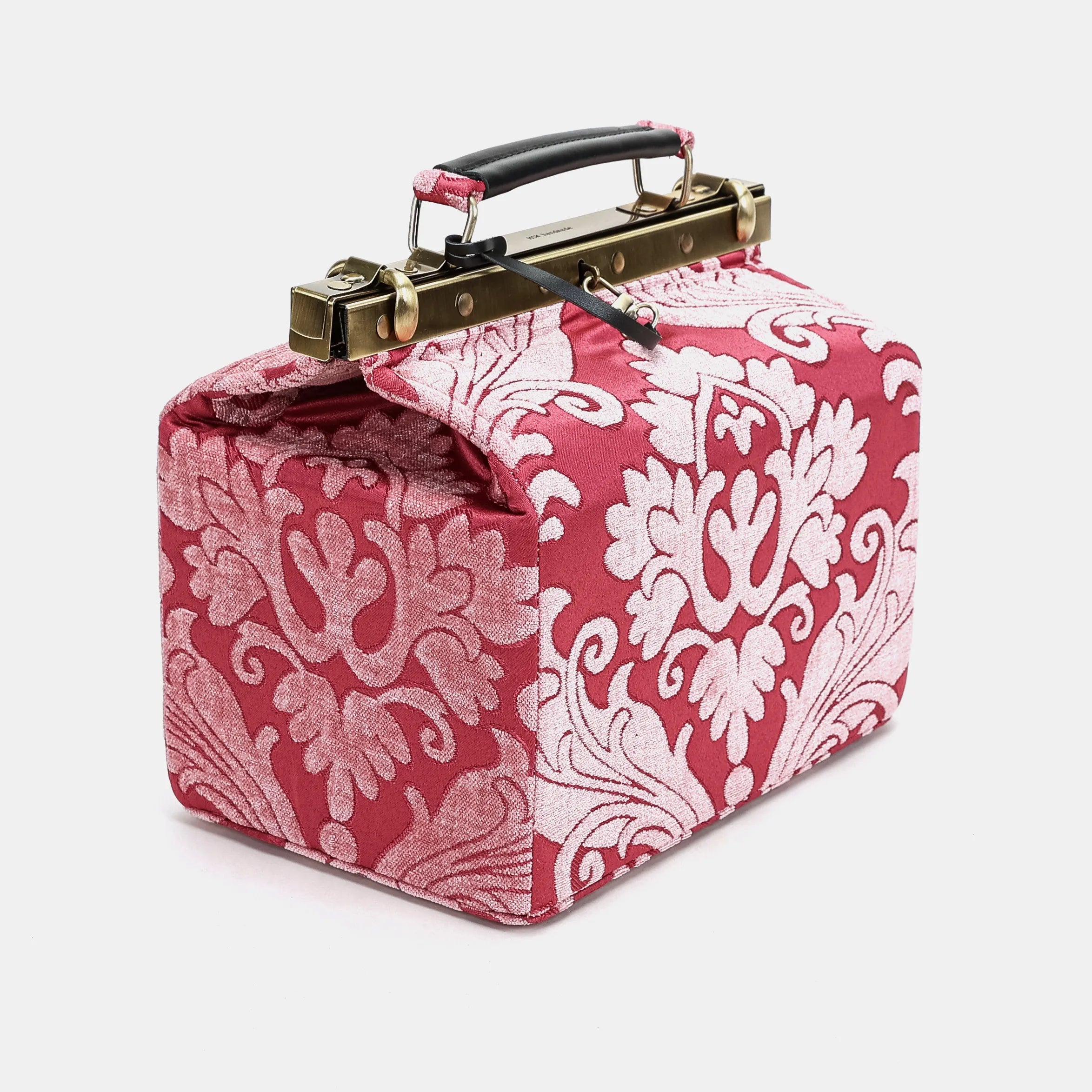 Queen Rose Pink Vivienne Carpet Purse Gladstone Bag of America side
