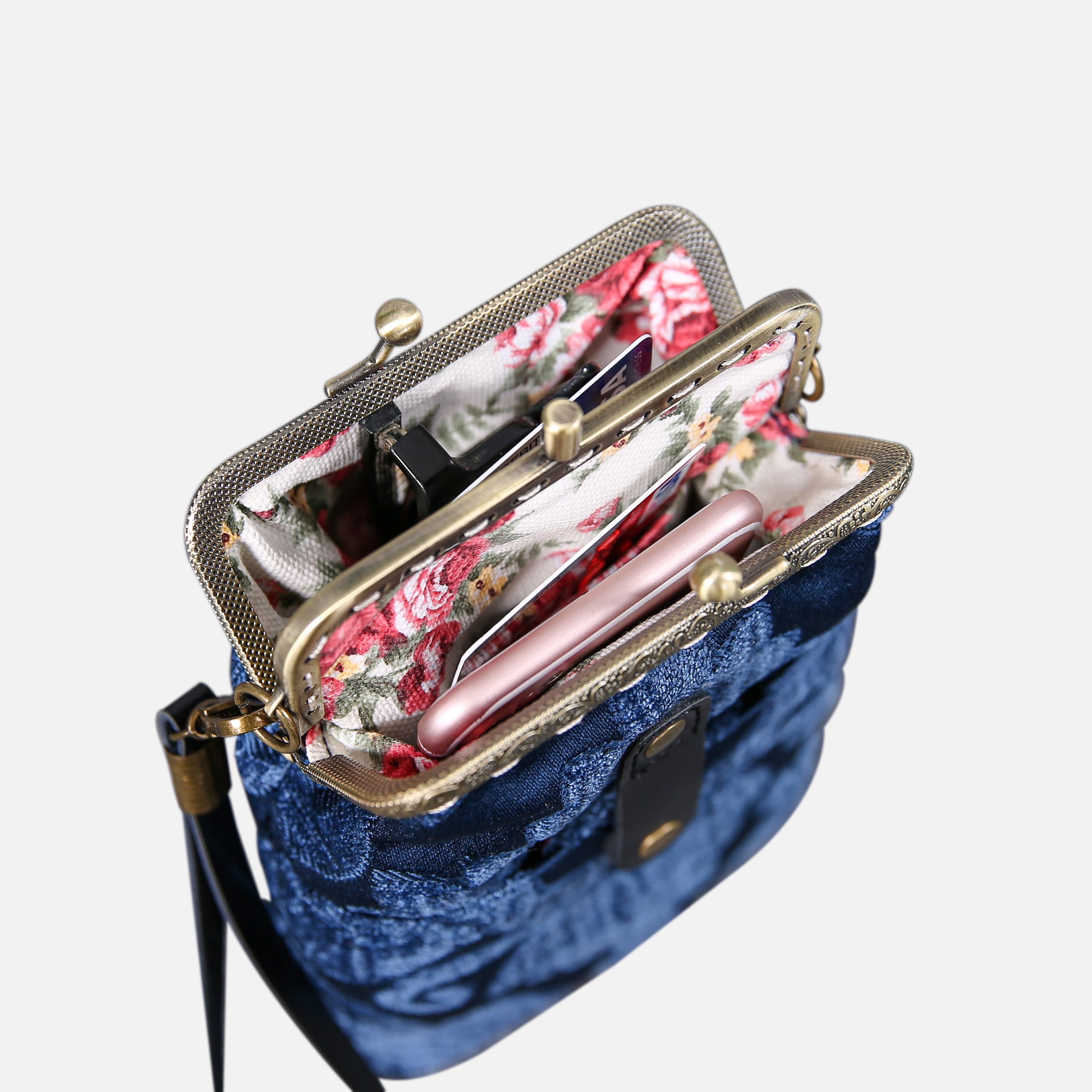 Queen Royal Blue Carpet Phone Case Carpetbag of America opening