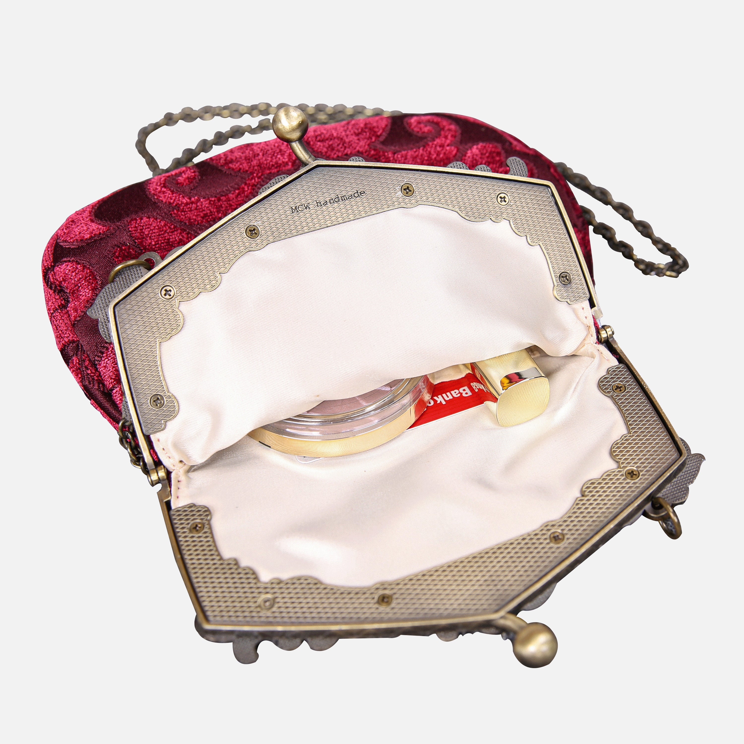 Queen Wine Chatelaine Purse Large carpet bag of America inside