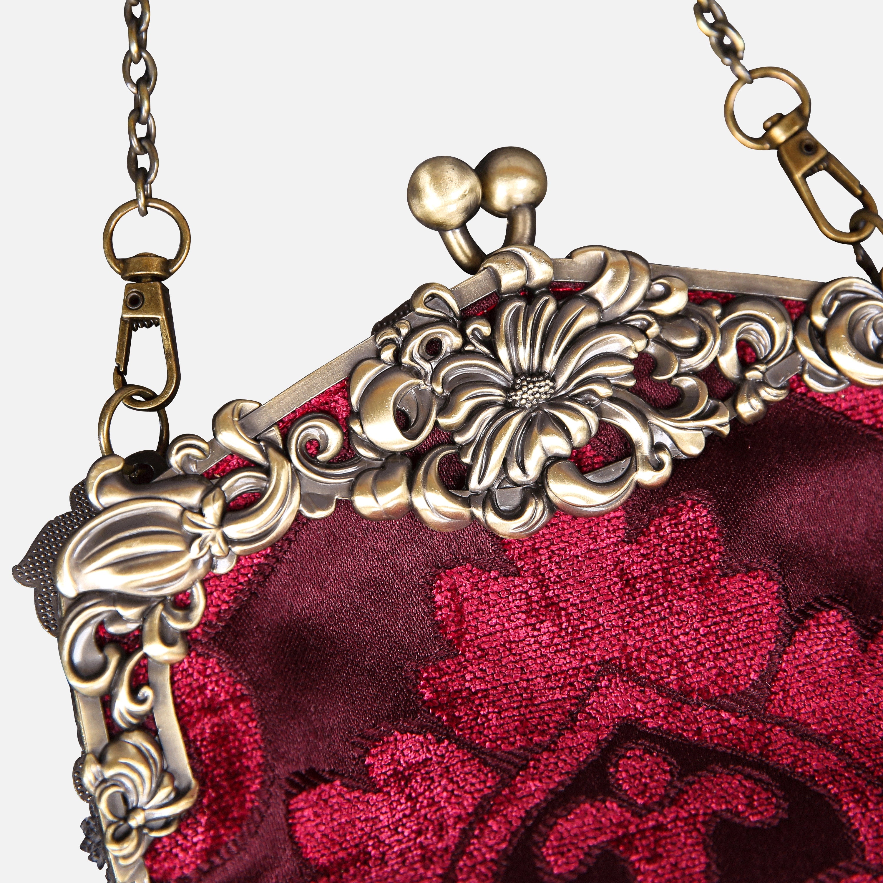 Queen Wine Chatelaine Purse Large carpet bag of America detail