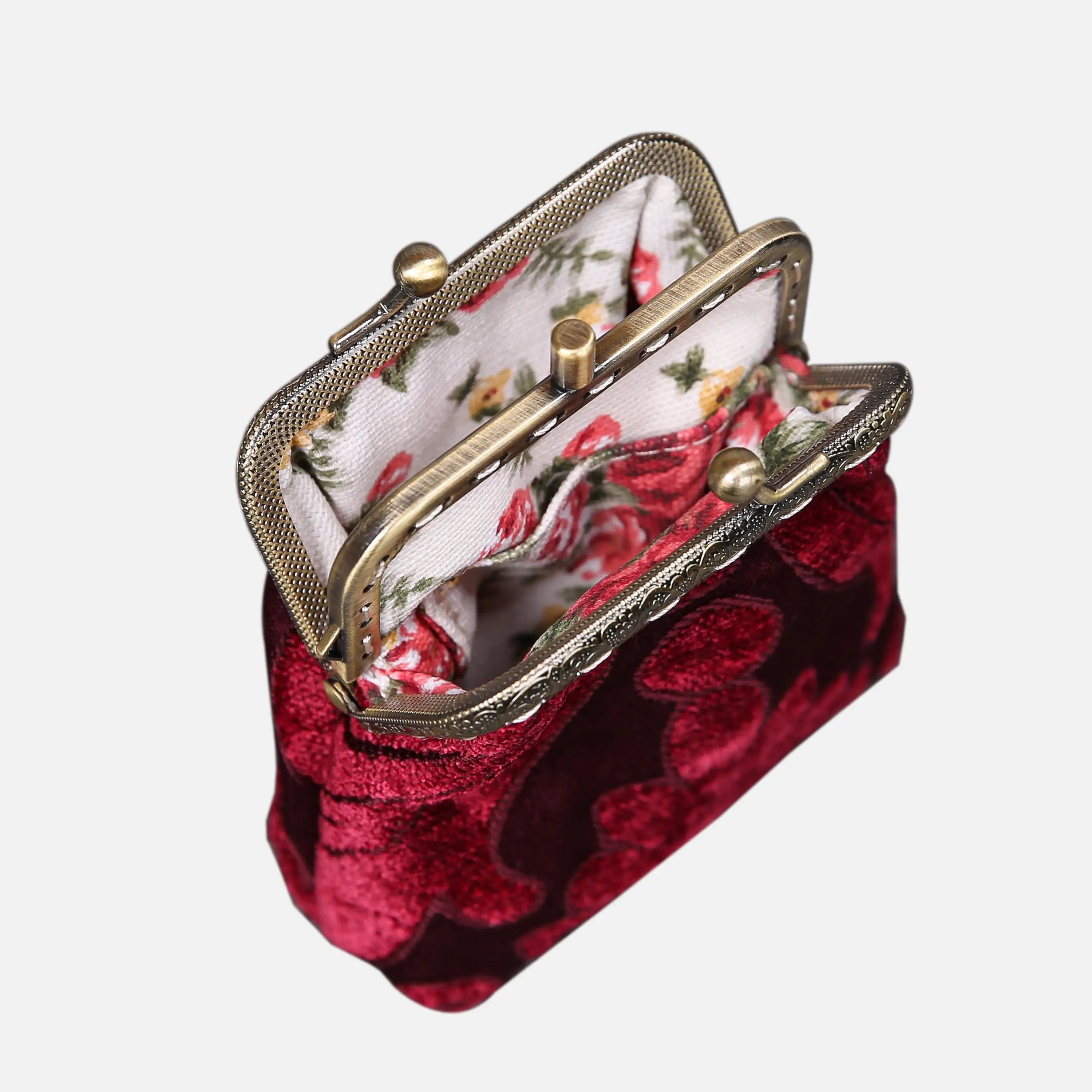 Queen Wine Double Kiss Clasp Coin Purse of America Front side opens-3