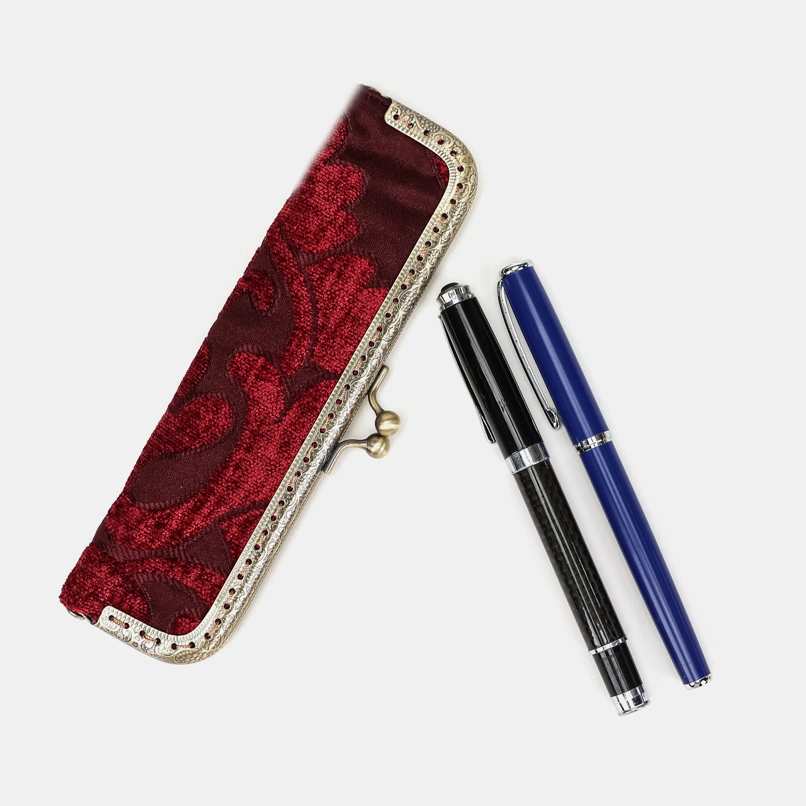 Queen Wine Duo Pen Case Carpetbag of America main