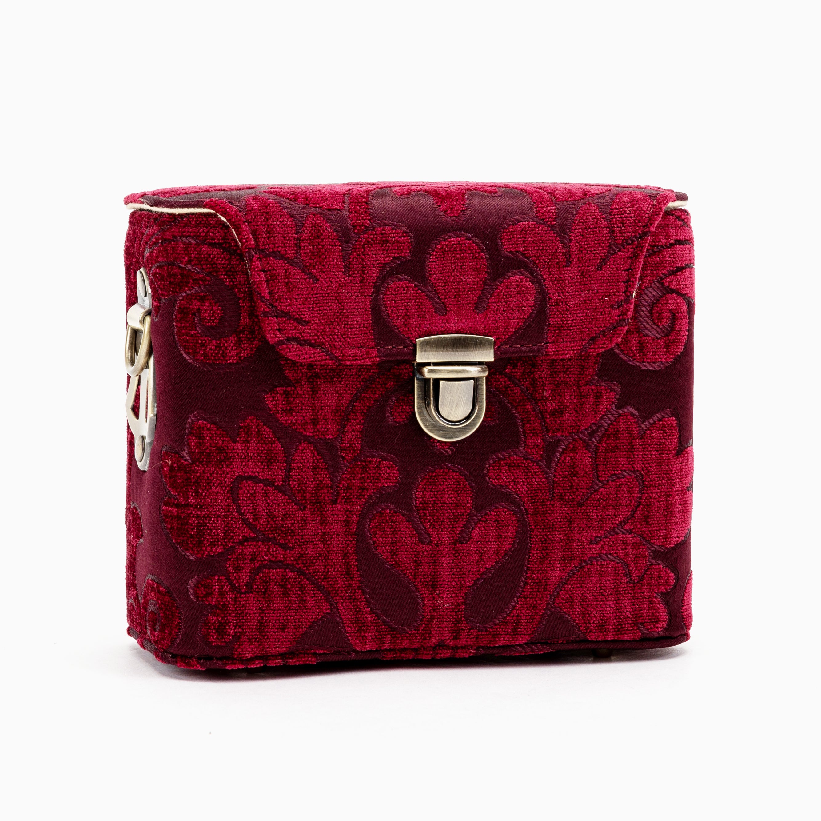 Queen Wine Emma Small Train Case Crossbody side
