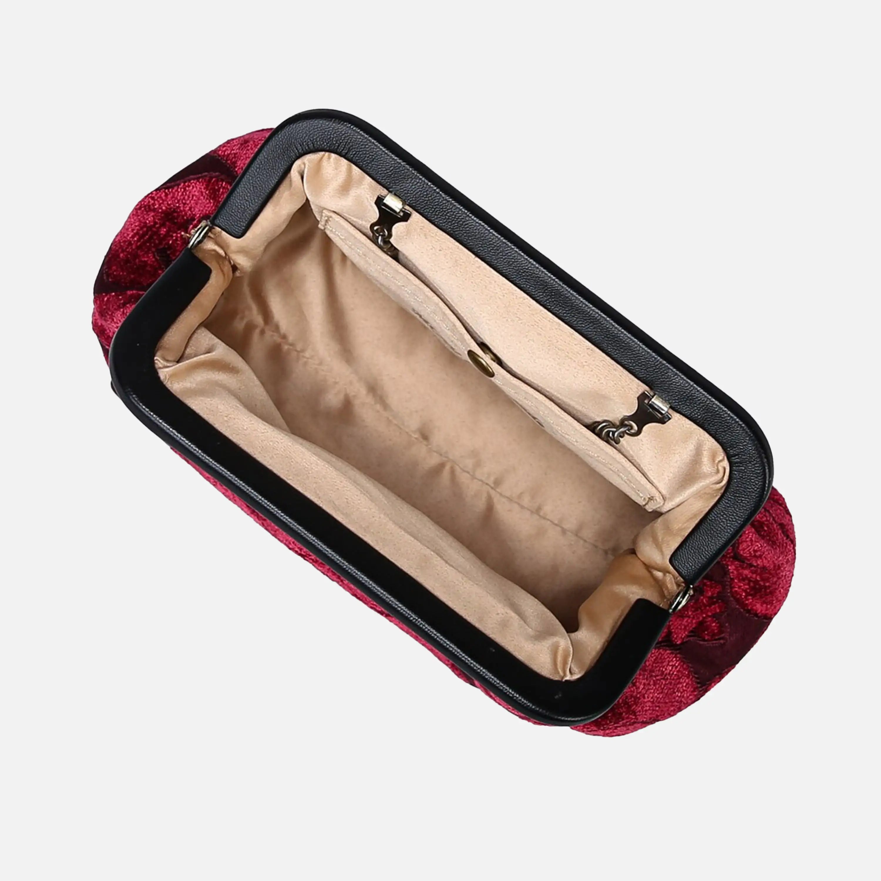 Queen Wine Evening Bag Clutch carpet bag of America inside