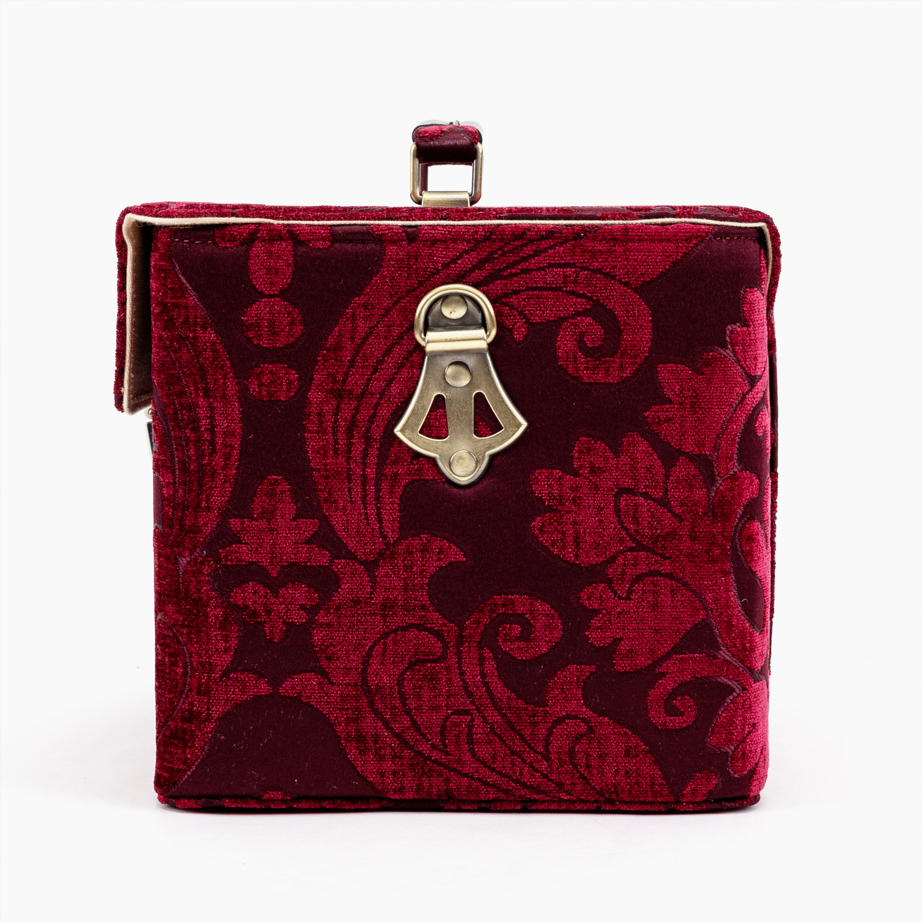 Queen Wine Josephine Large Train Case side
