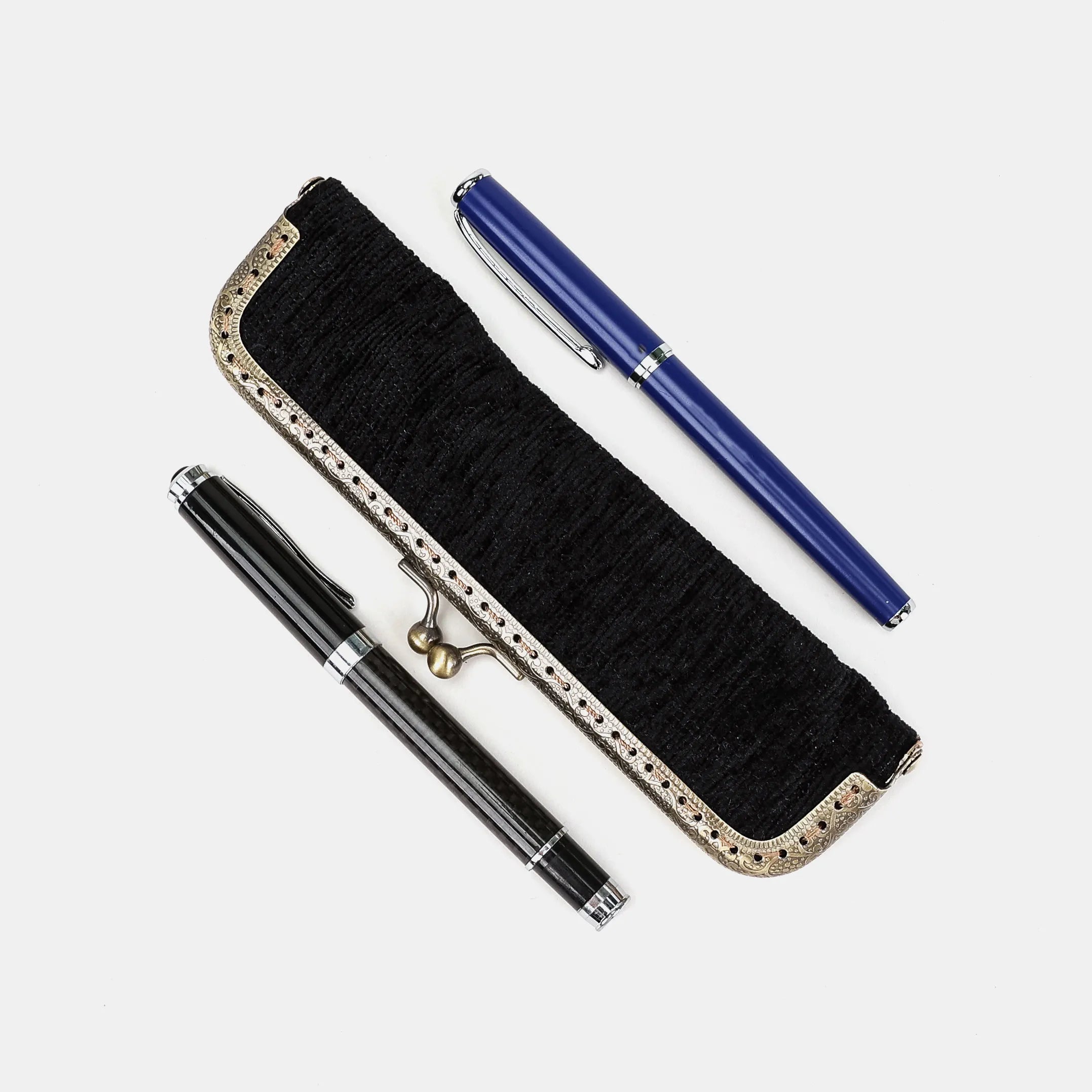 Solid Black Duo Pen Case Carpetbag of America side