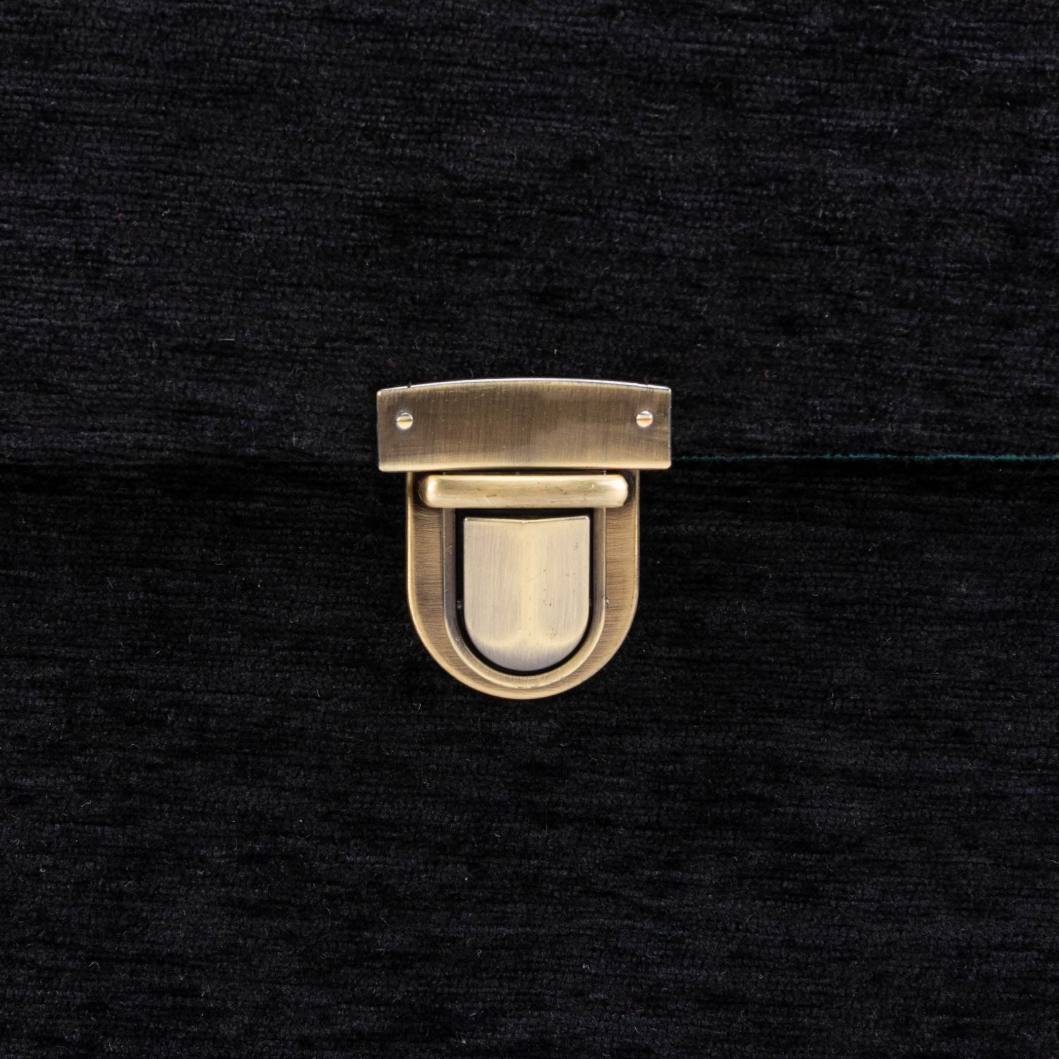 Solid Black Josephine Large Train Case of America tuck lock