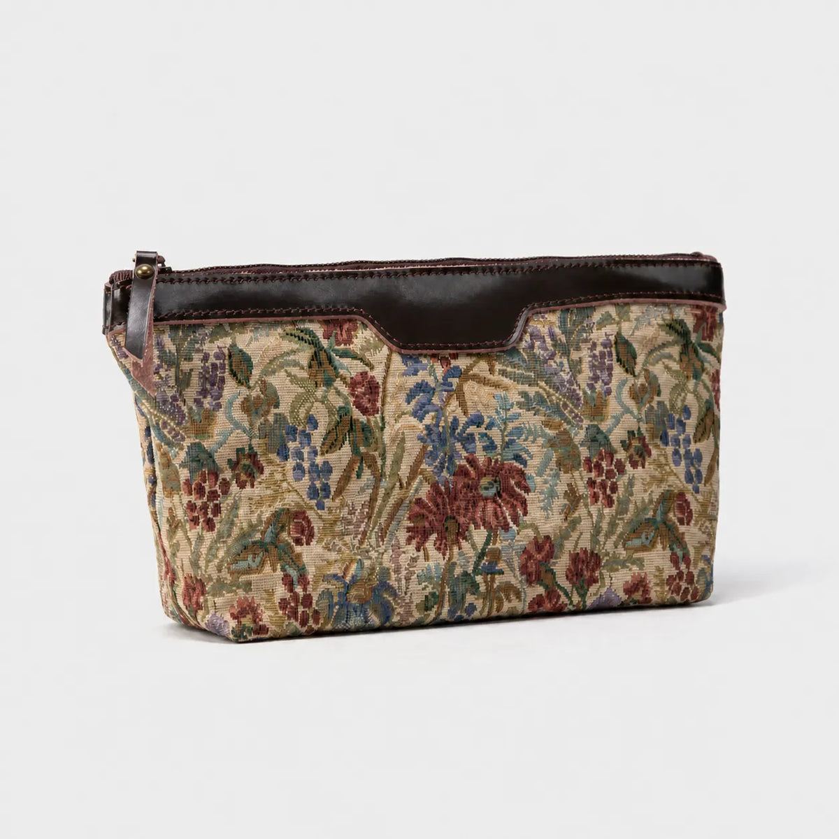 Spring Valley Mint Carpet Makeup Bag Carpetbag of America front