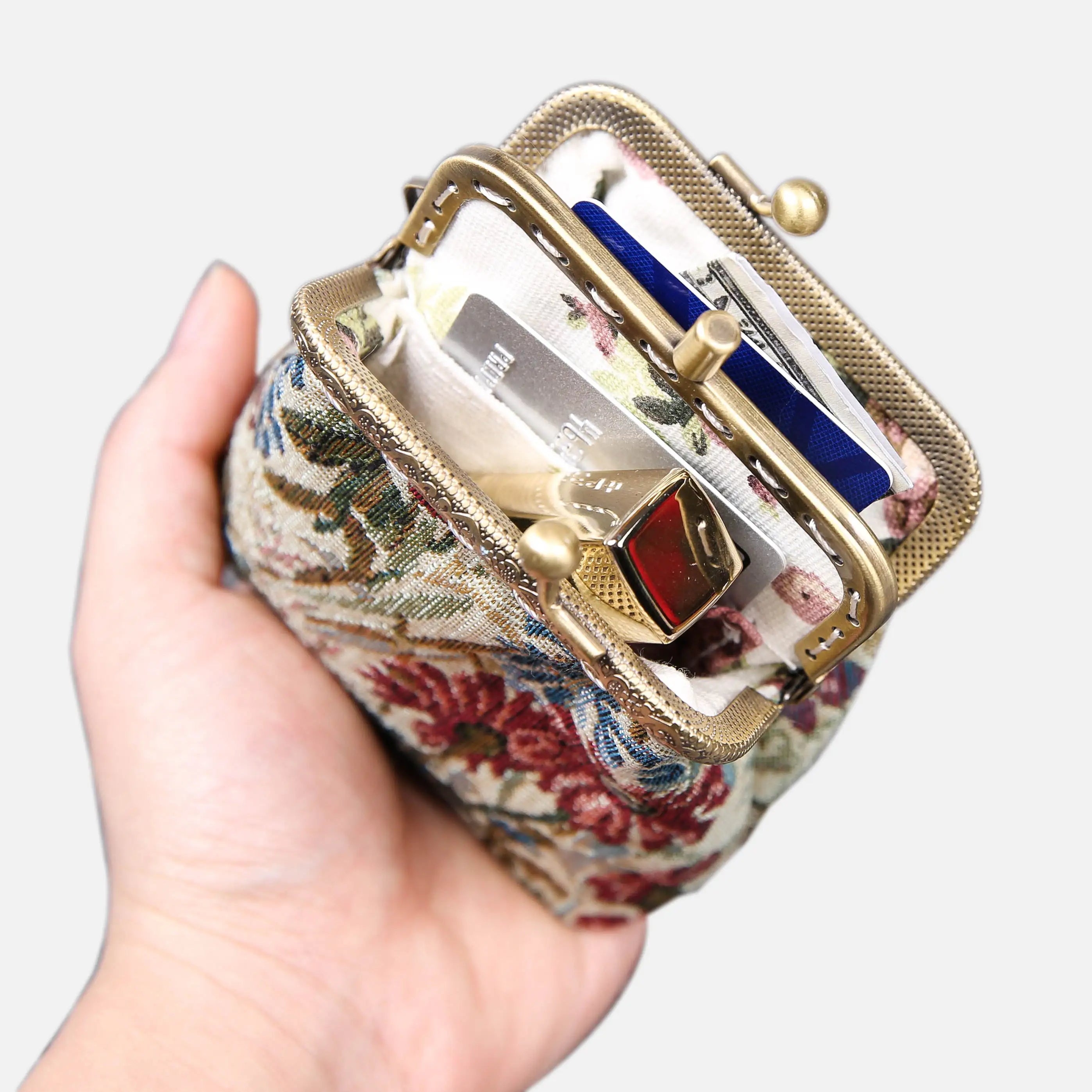 Spring Valley Double Kiss Clasp Coin Purse of America in use-1