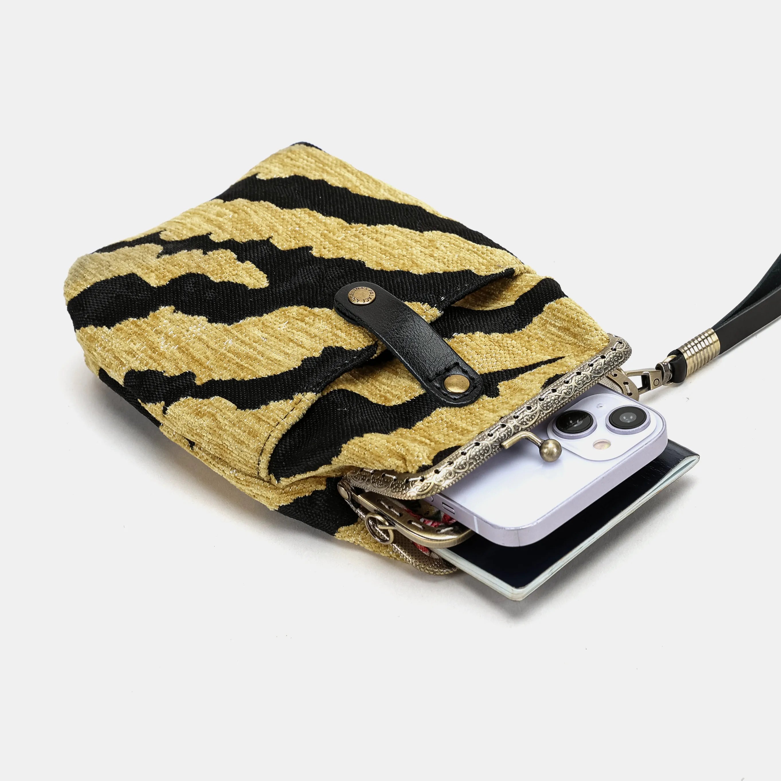 Tiger Stripe Carpet Phone Case Carpetbag of America lay flat