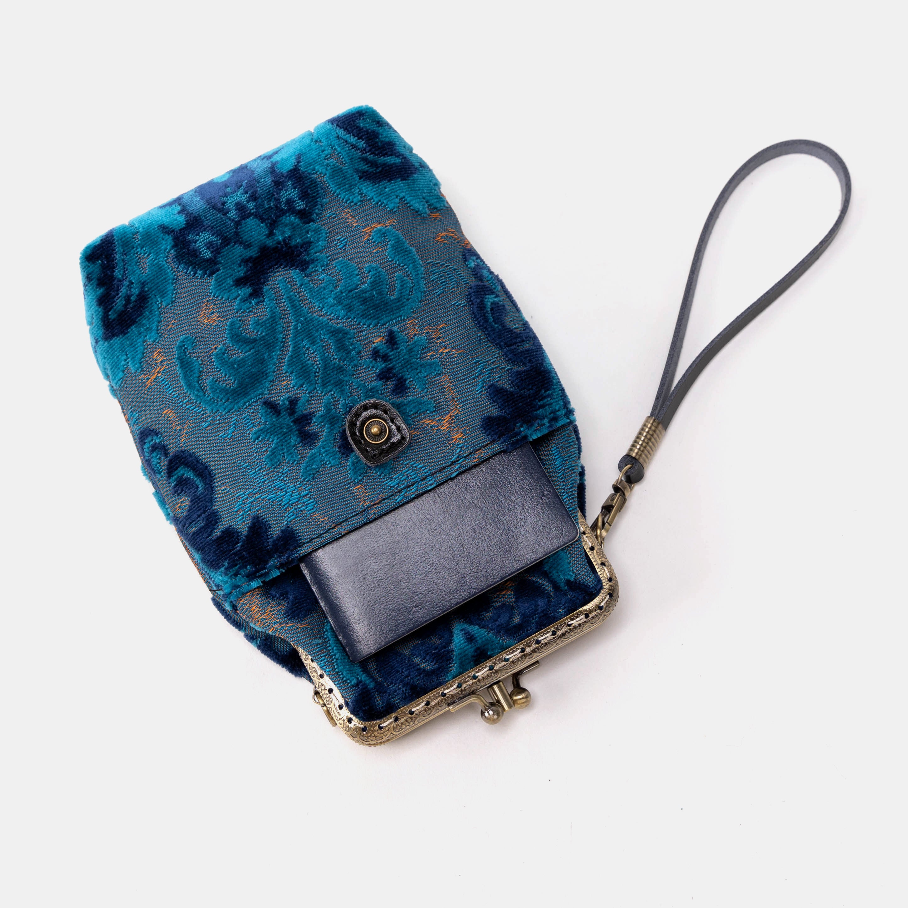 Burnout Velvet Revival Aqua Carpet Phone Case OPENING