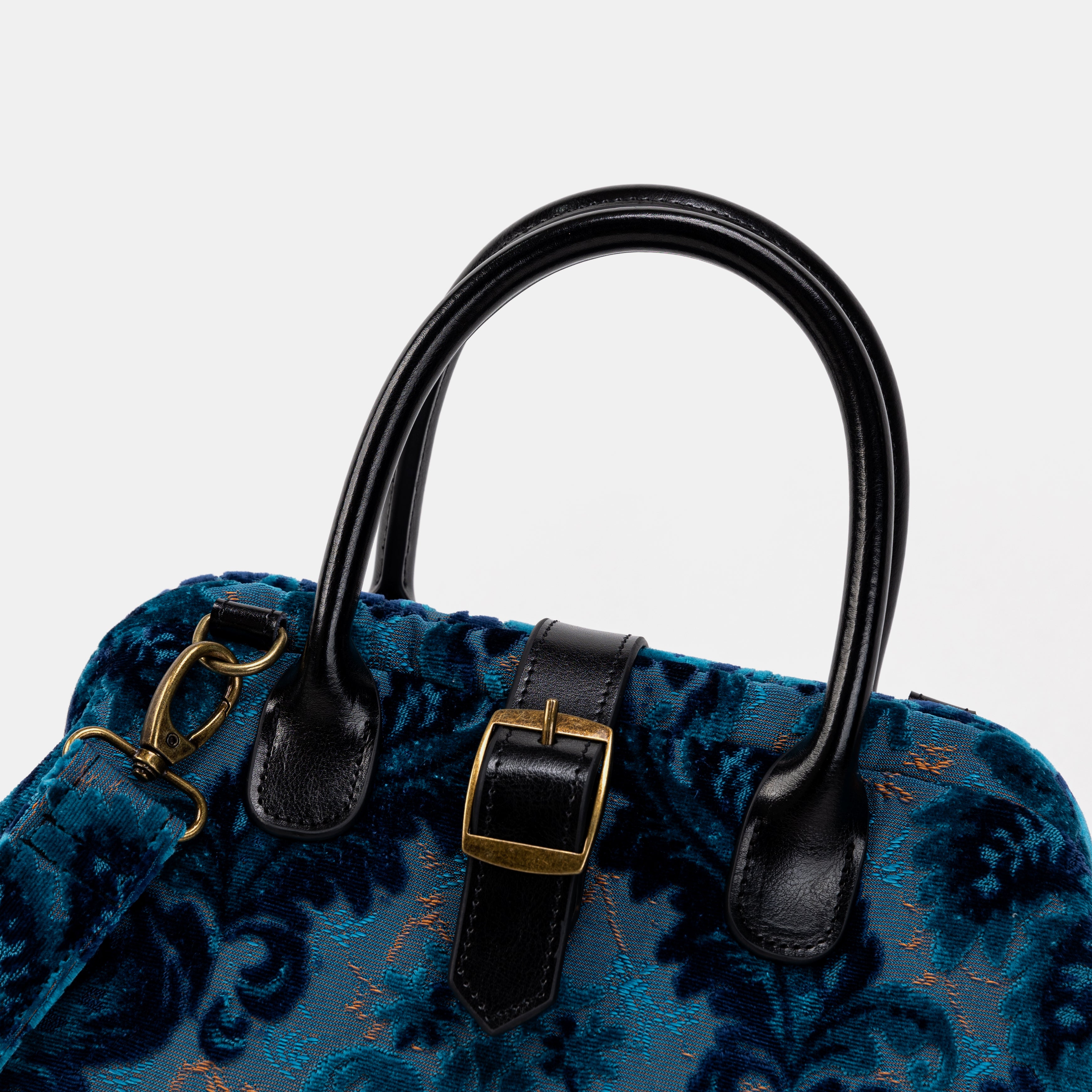 Burnout Velvet Revival Aqua Carpet Handbag Purse detail