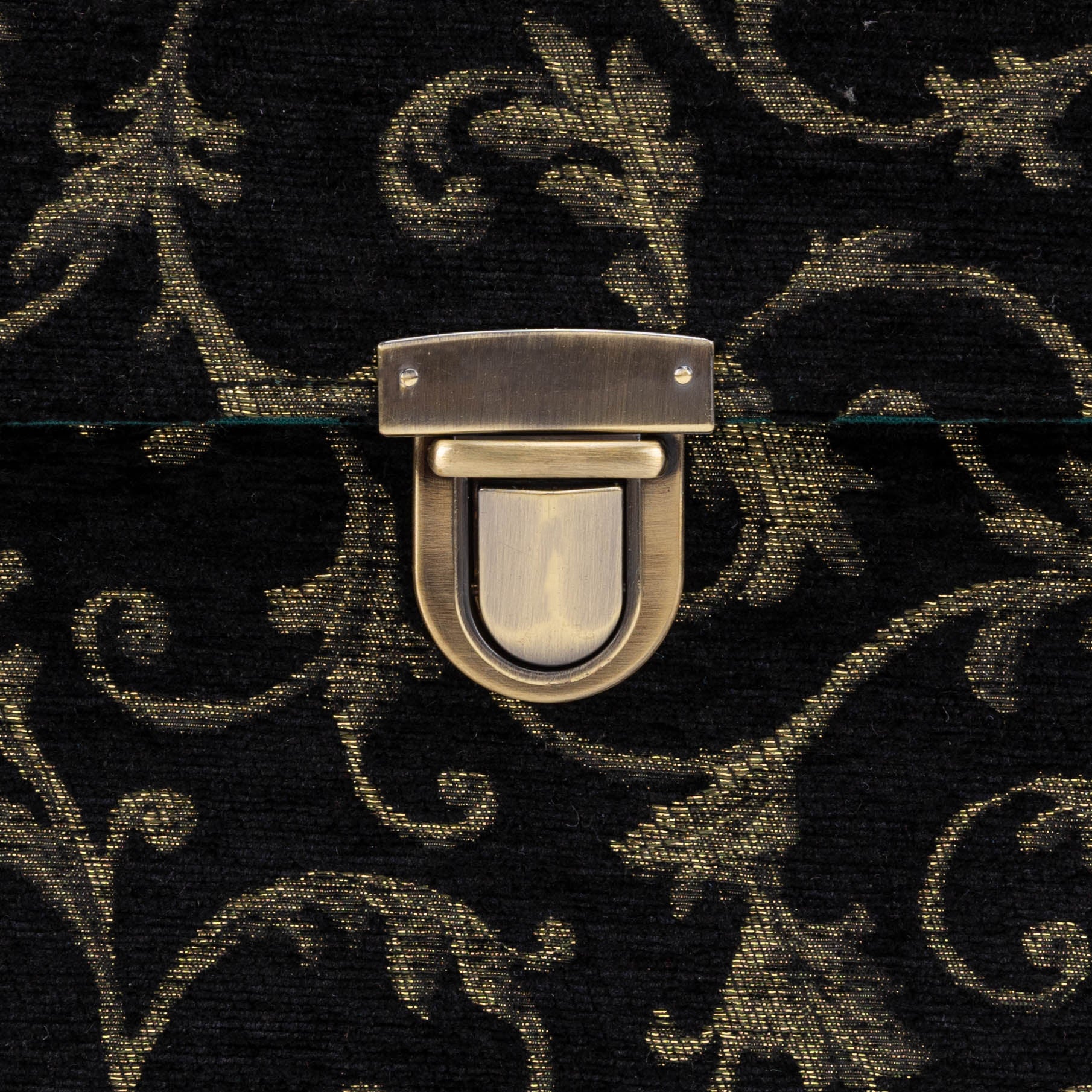 Vintage Scroll Black Green Josephine Large Train Case of America tuck lock