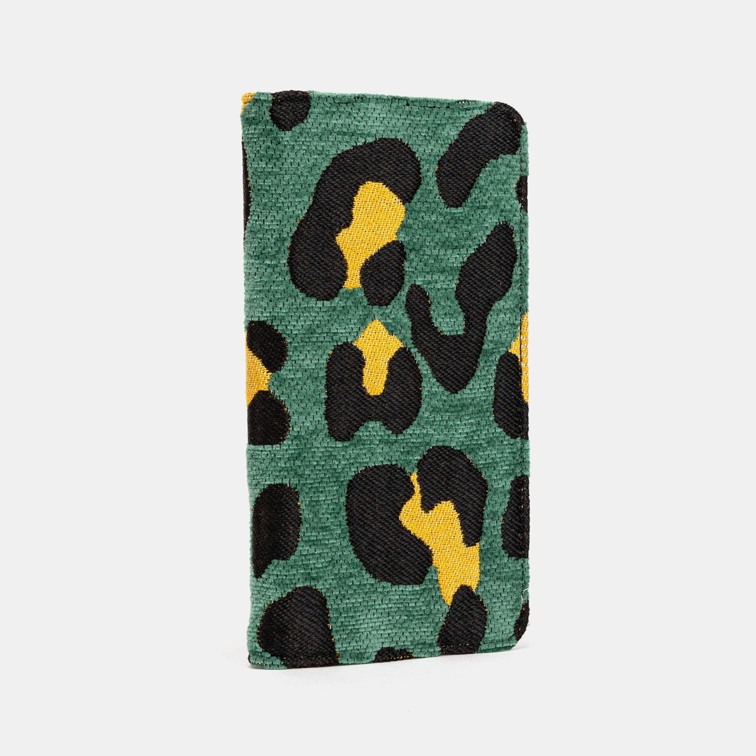 Leopard Green Checkbook Cover Carpetbag of America side