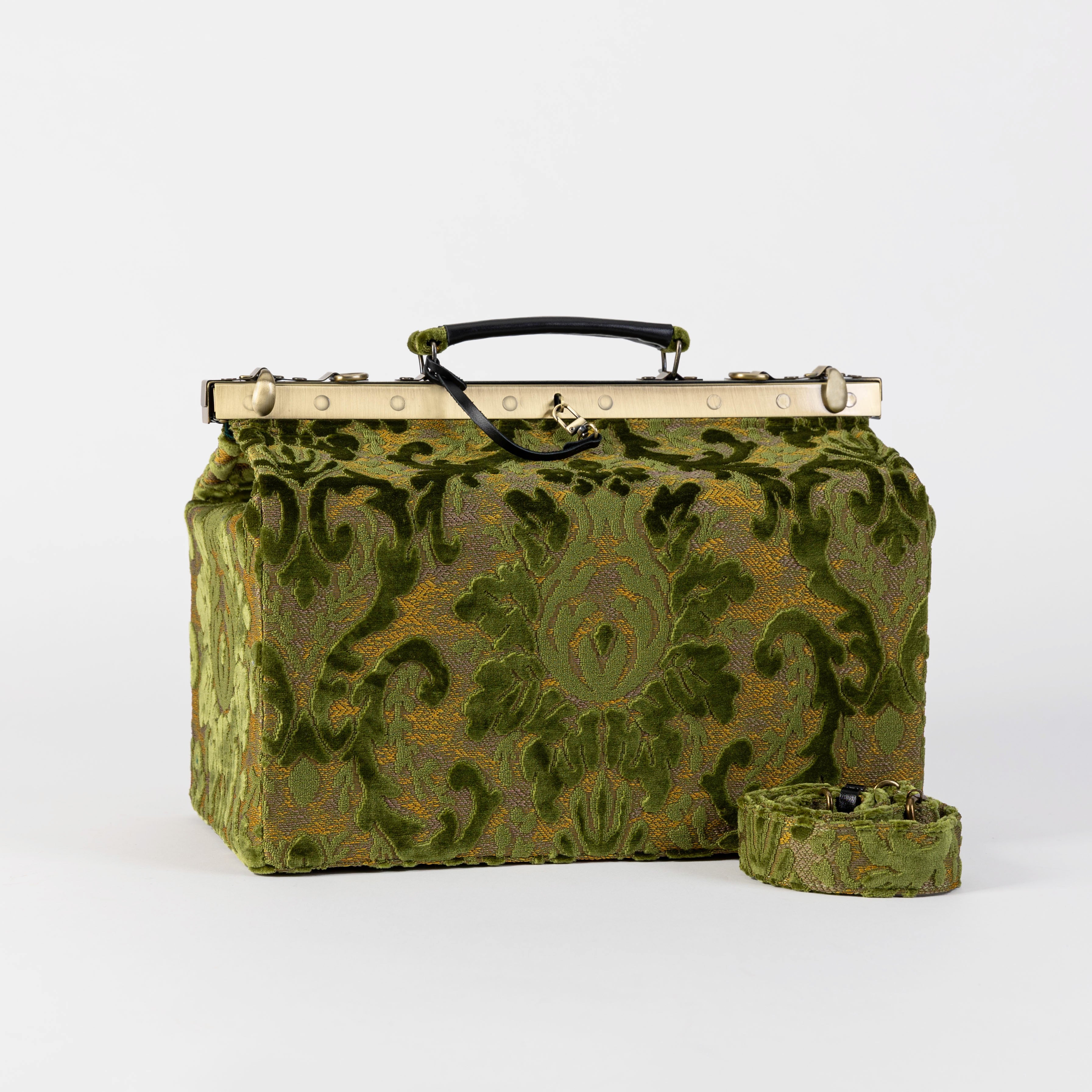 Gladstone Bag Carpet Doctor Bag Victorian Weekender Bag Shoulder Frame Bag Genevieve Burnout Velvet Fern Green Carpetbagger Carpetbag of America main