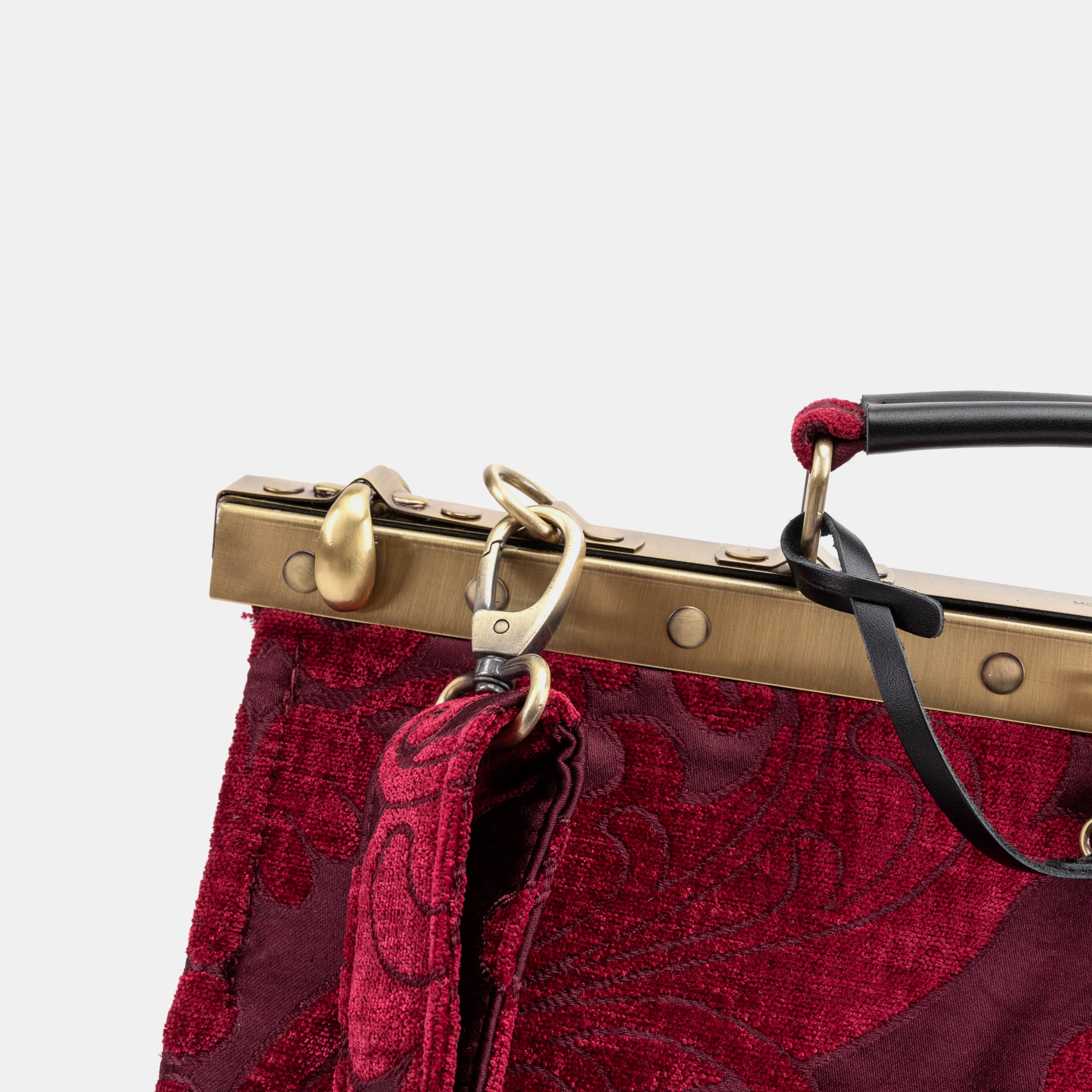 Queen Wine Celine Carpet Gladstone Bag of America clasp