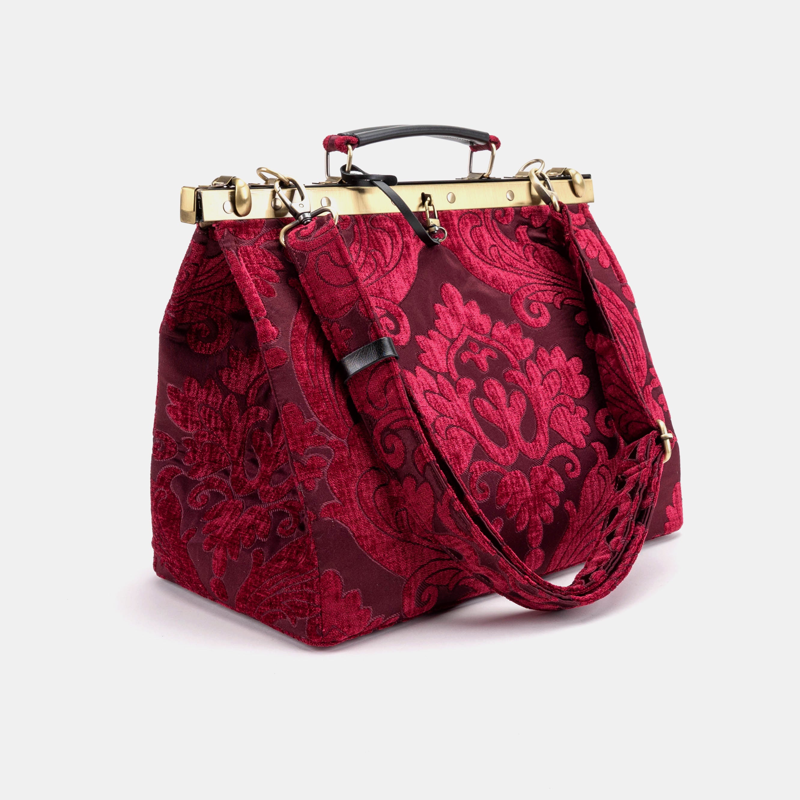 Queen Wine Celine Carpet Gladstone Bag of America with shoulder strap