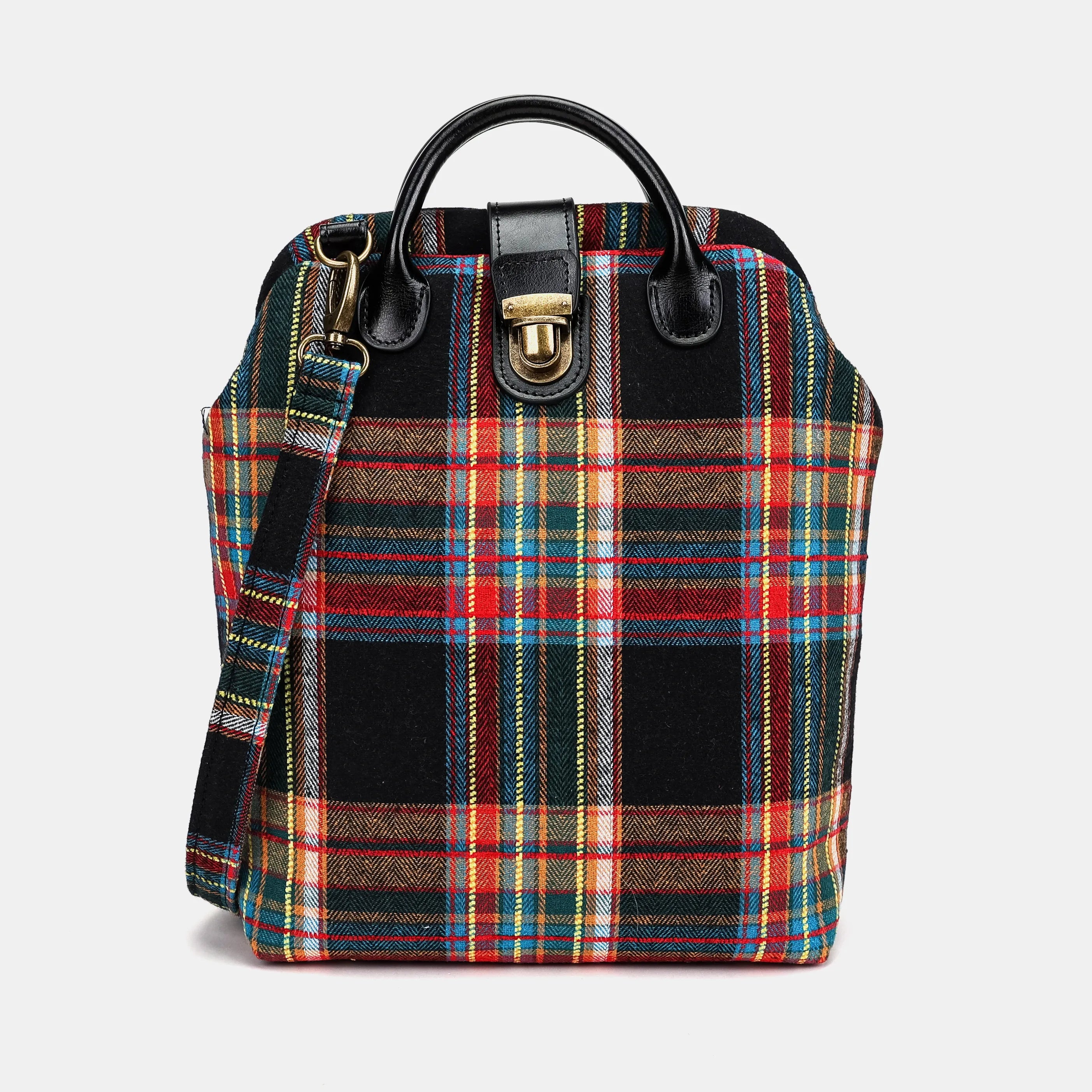Tartan Stewart Black Everyday Backpack Carpetbag of America overview