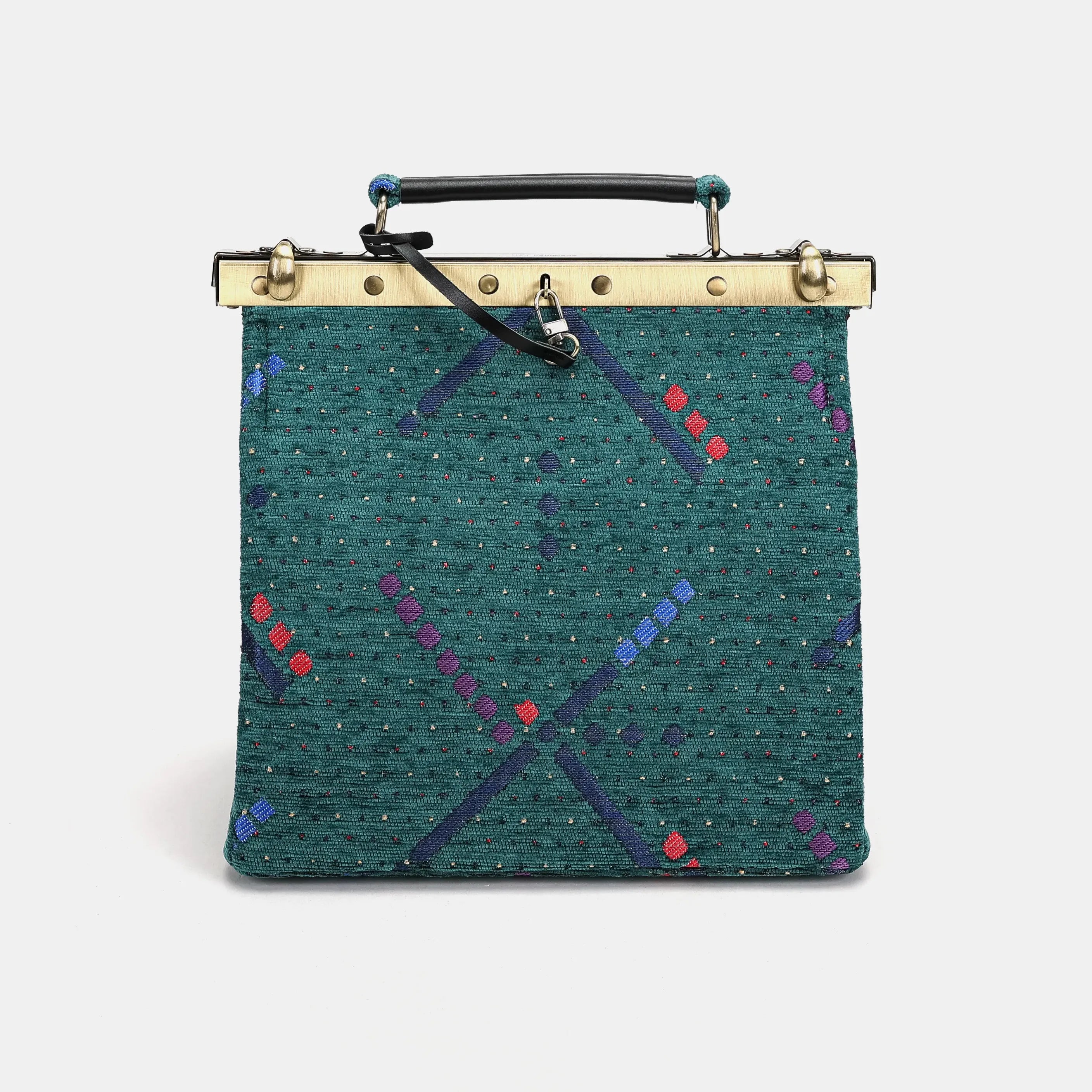 PDX Portland Airport Cecile Carpet Purse Gladstone Bag of America main