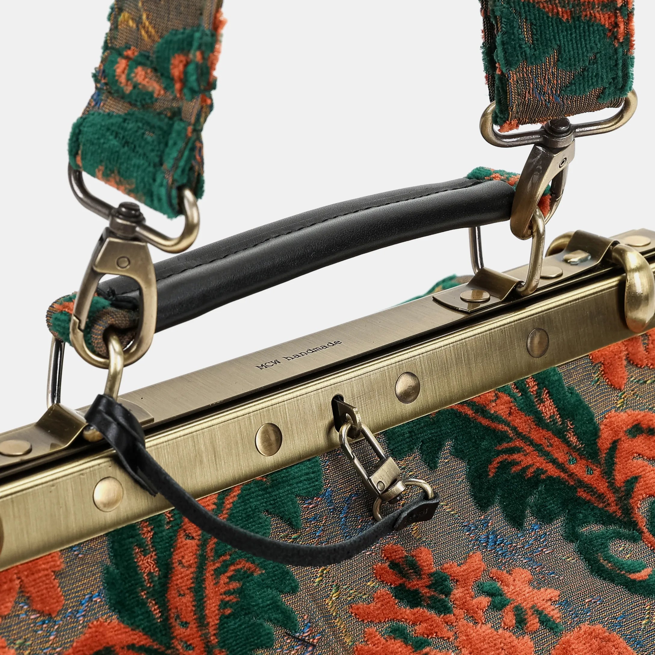 Burnout Velvet Revival Jade Vivienne Carpet Purse Gladstone Bag handle
