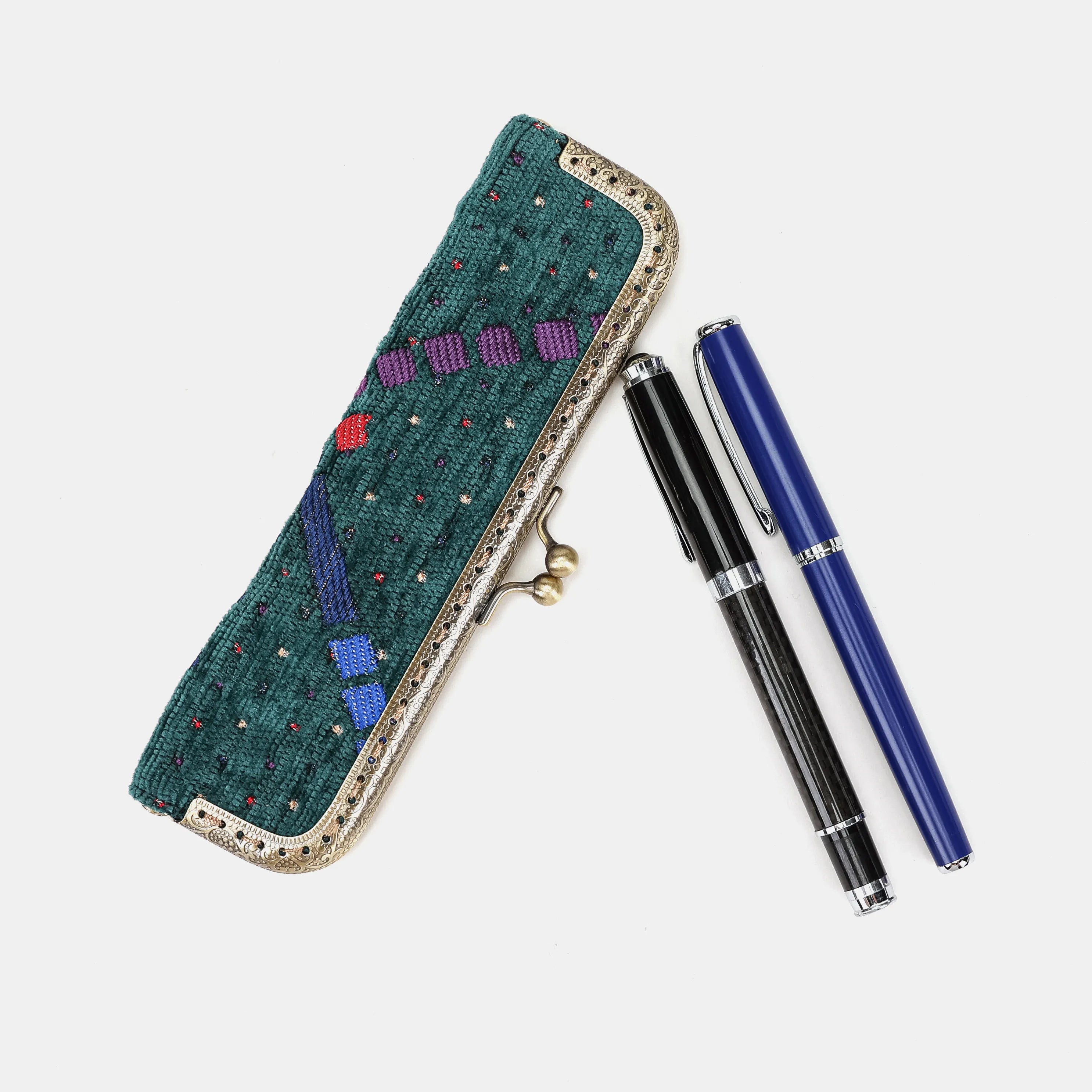 PDX Portland Airport Duo Pen Case Carpetbag of America main