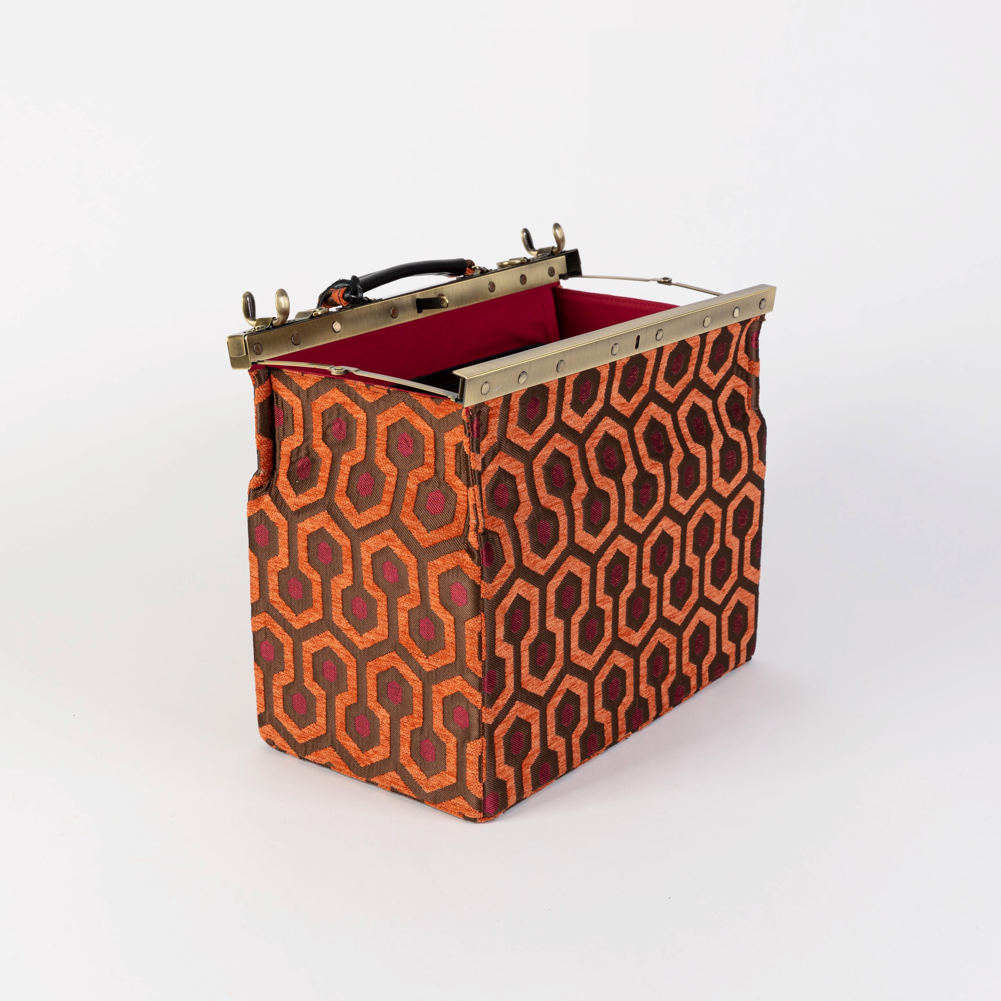 "The Shining" Overlook Hotel Genevieve Carpet Gladstone Bag of America open and stand