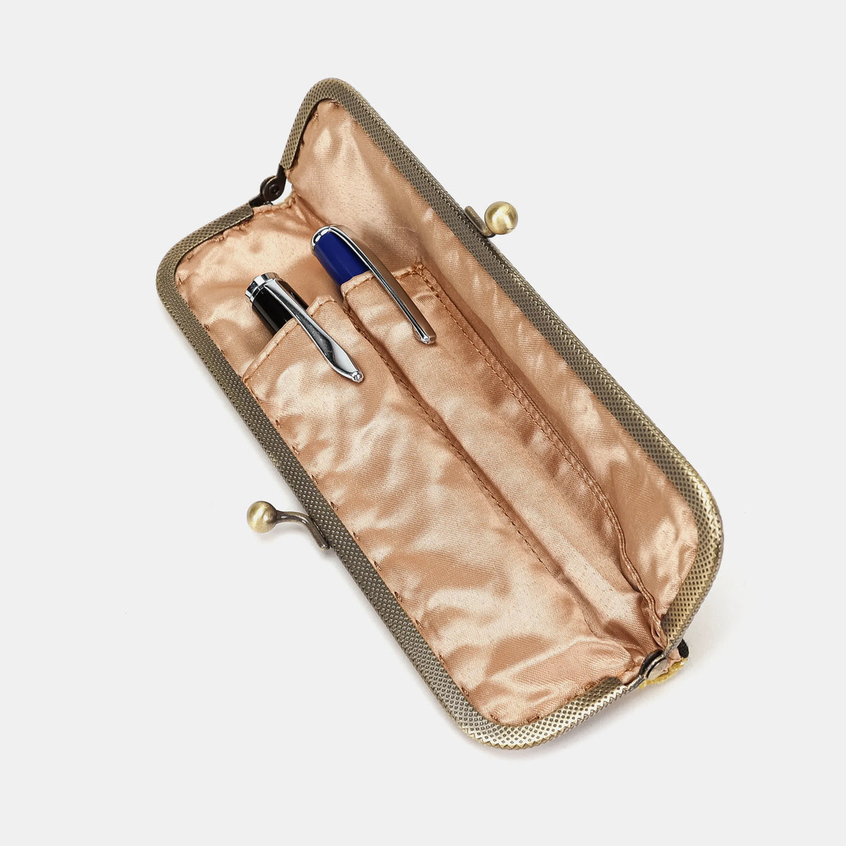 Tiger Stripe Duo Pen Case Carpetbag of America inside