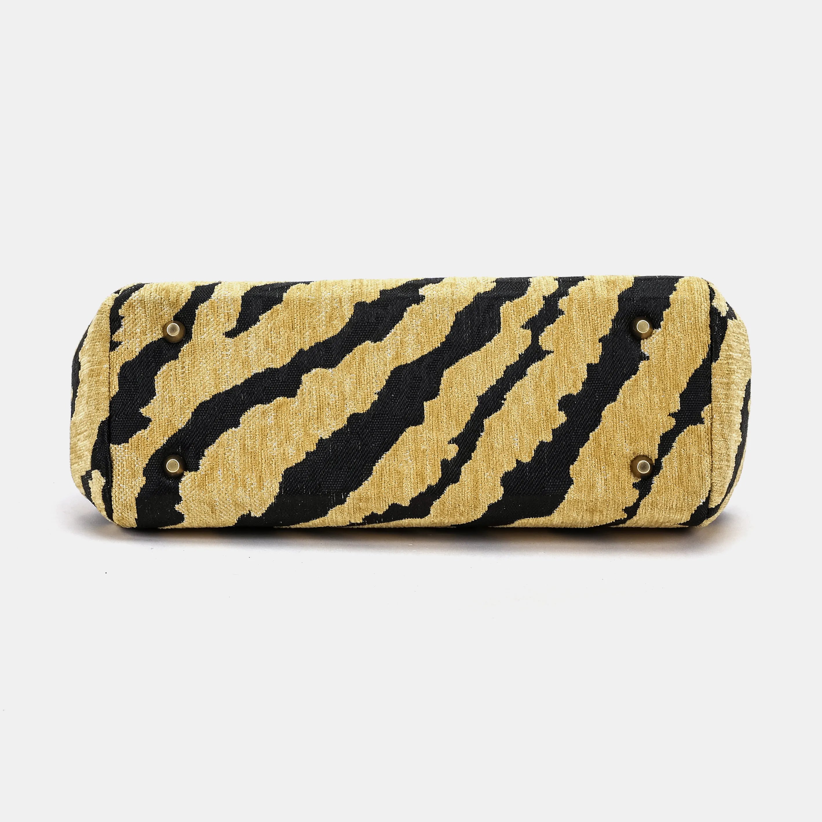 Shoulder Carpet Bag | Tiger Stripe for America-bottom