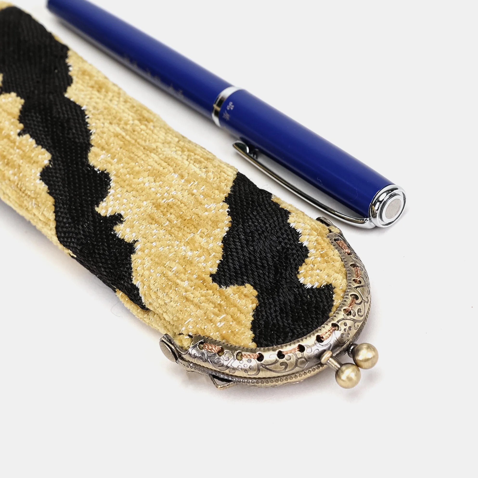 Tiger Stripe Solo Pen Case Carpetbag of America metal frame
