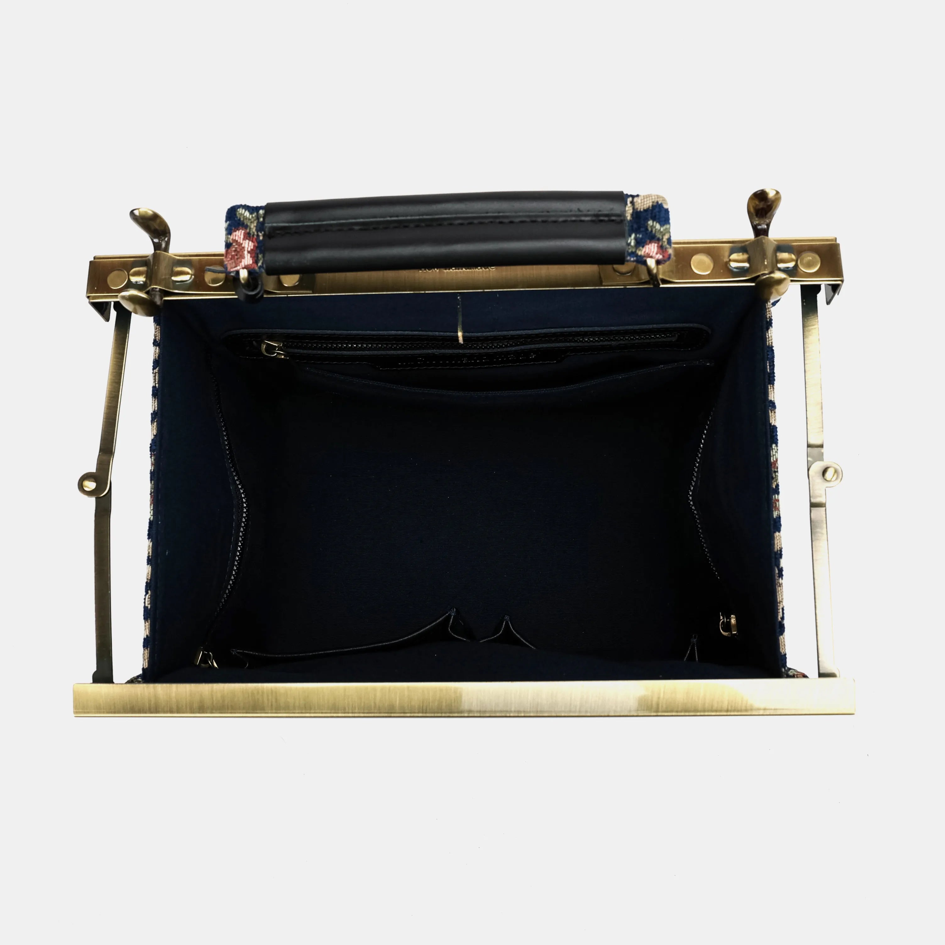 Traditional Blue Cecile Carpet Purse Gladstone Bag of America inside