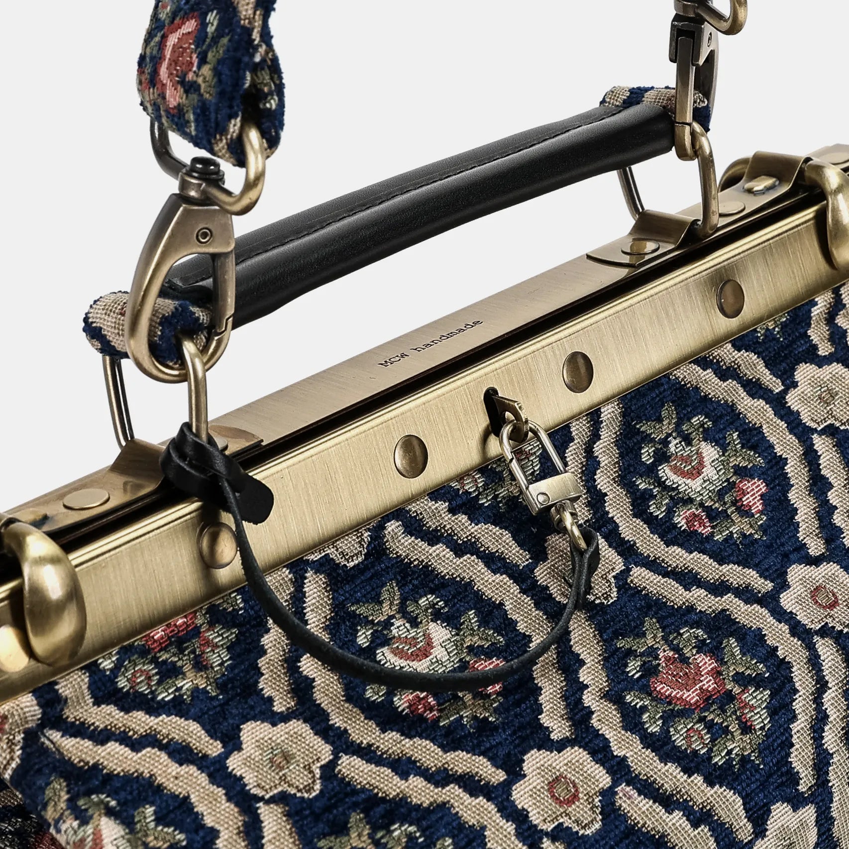 Traditional Blue Vivienne Carpet Purse Gladstone Bag of America handle