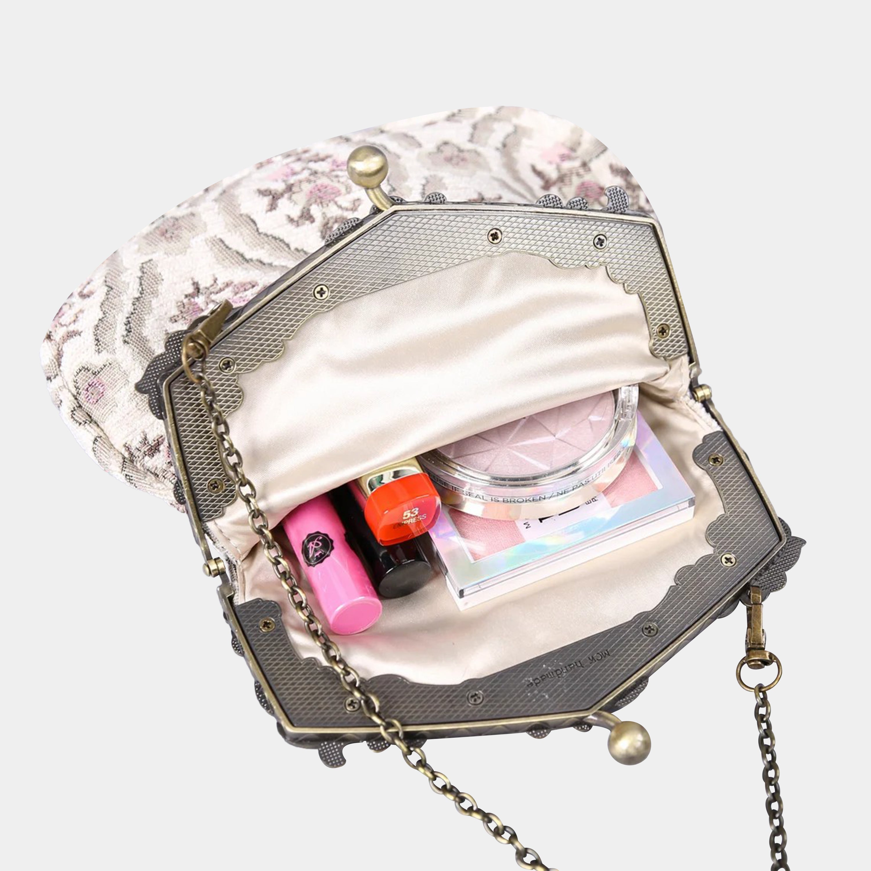 Traditional Cream Chatelaine Purse Large carpet bag of America in use