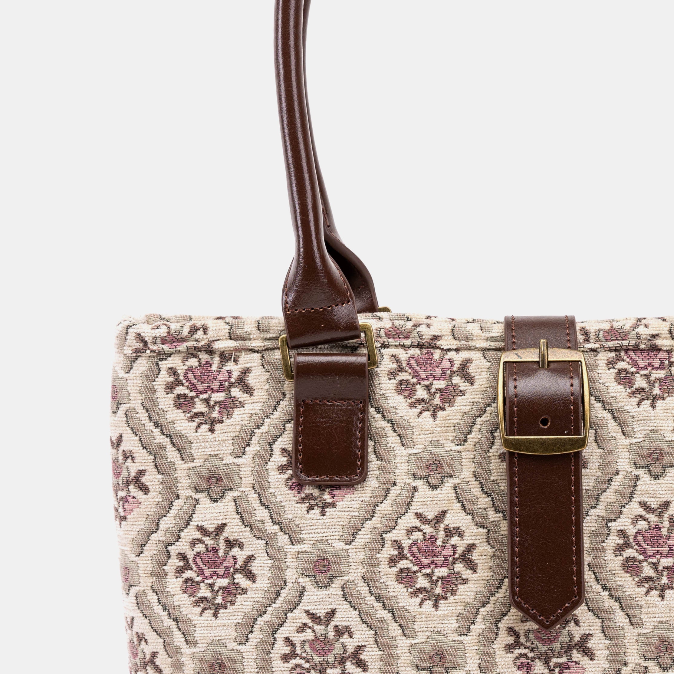 Traditional Cream Everyday Tote Bag of America buckle