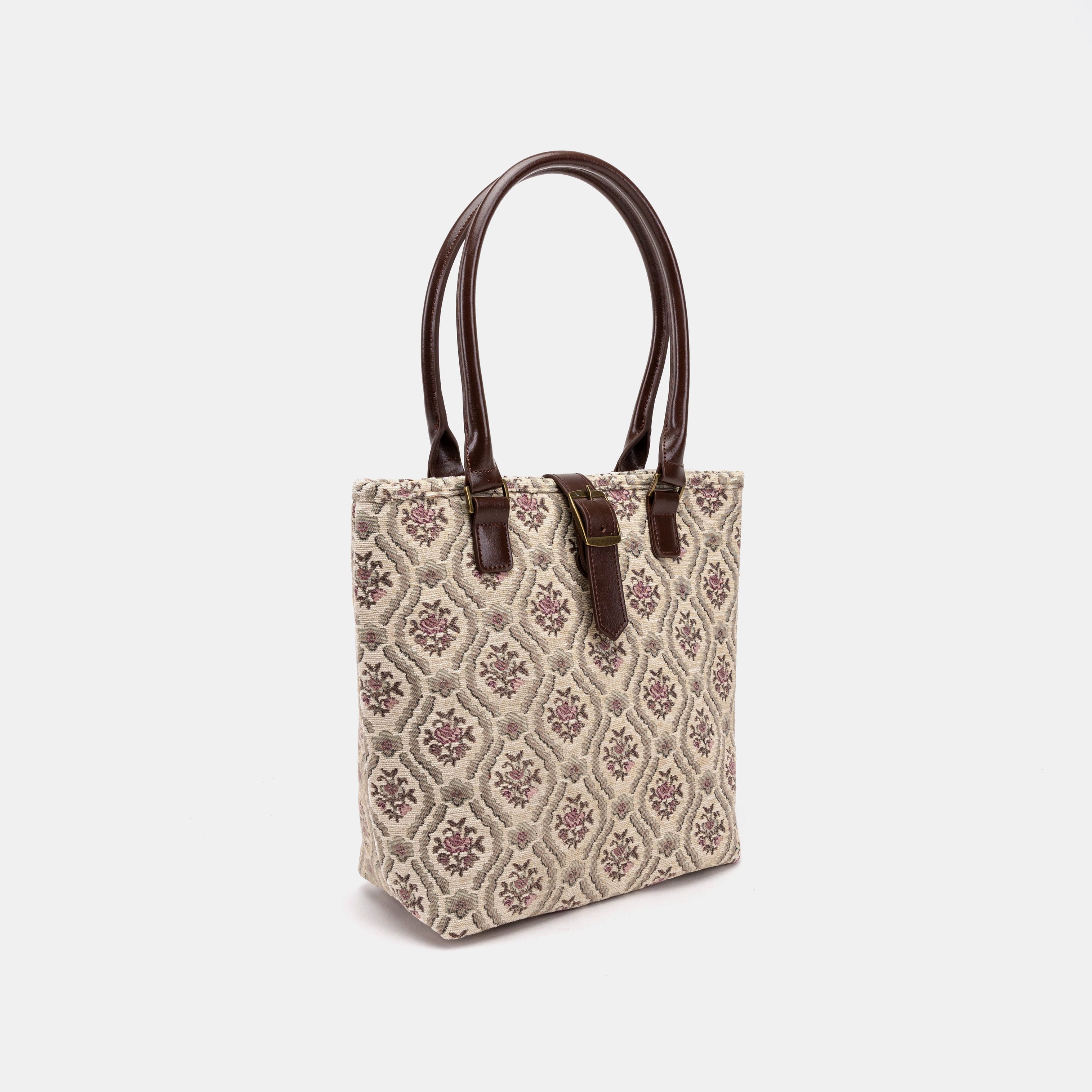 Traditional Cream Everyday Tote Bag of America front side