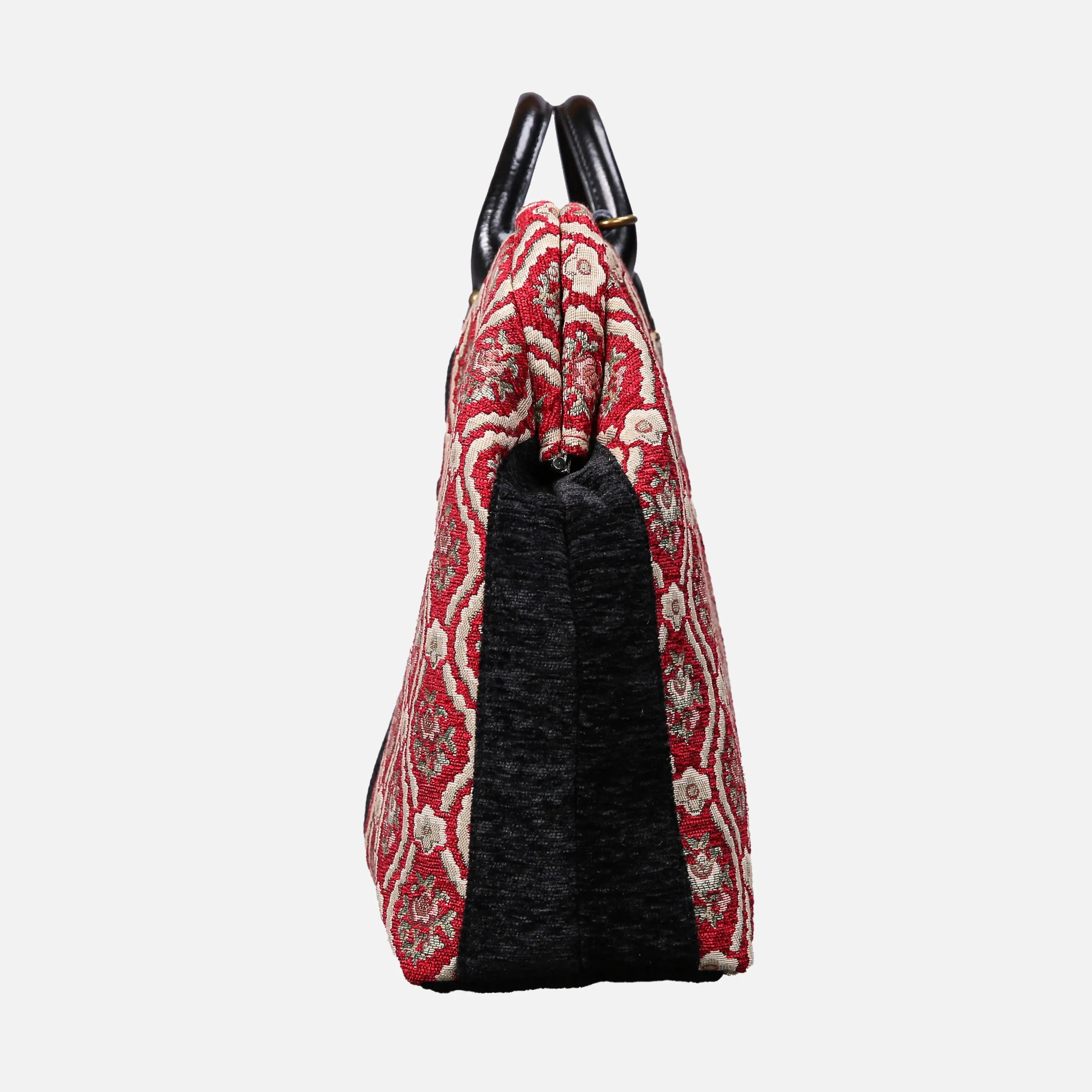 Traditional Red carpet bag  of America side