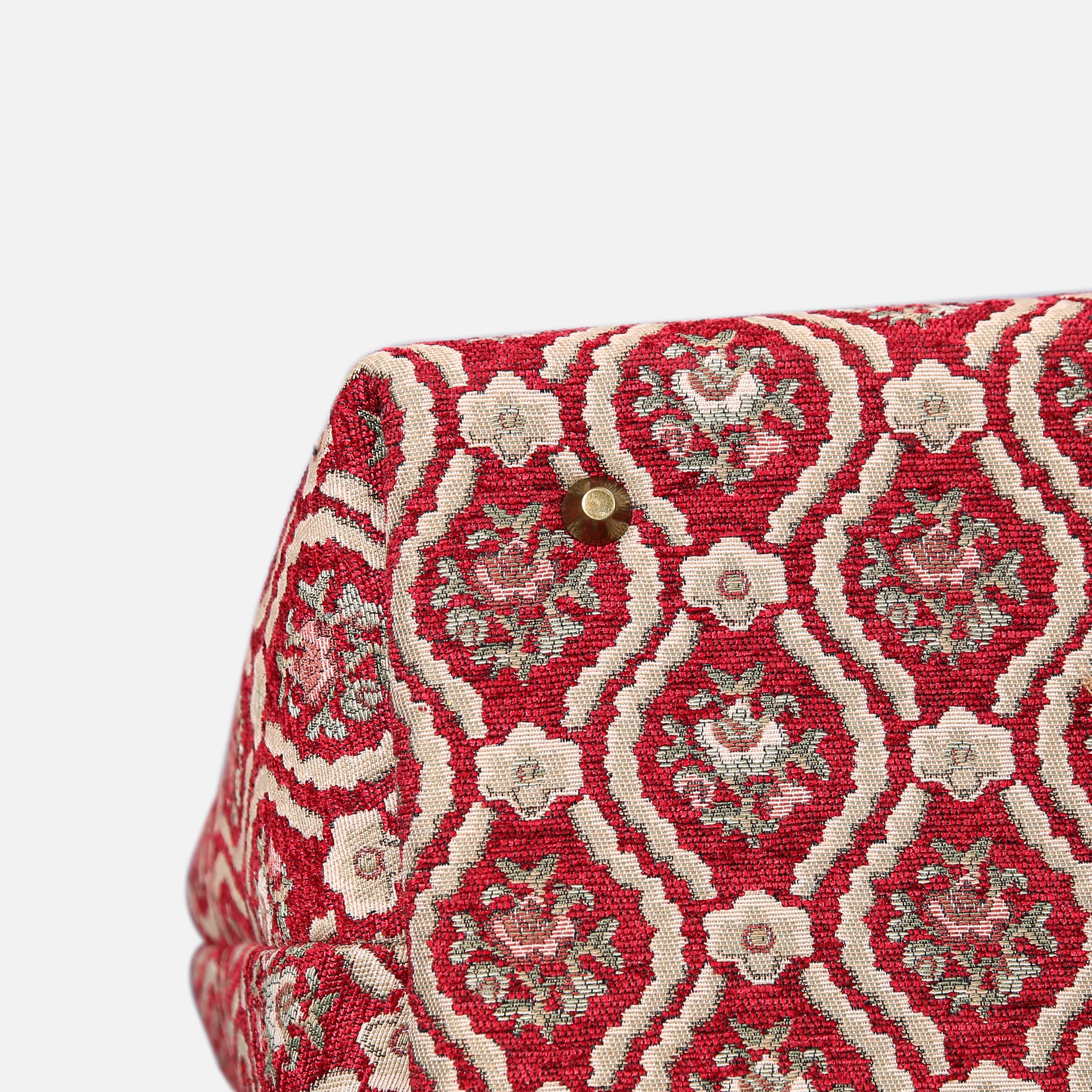 Traditional Red Large Carpetbag  of America bottom details